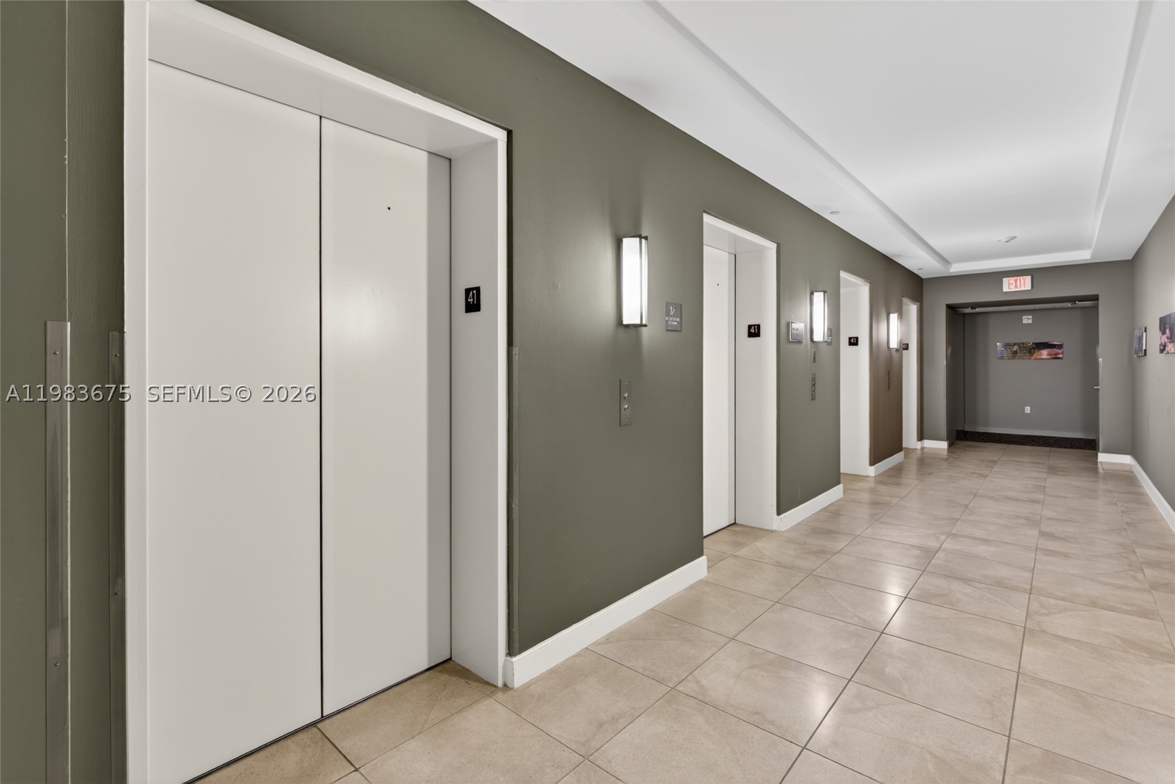 950 Brickell Bay Dr #4100, Miami FL 33131