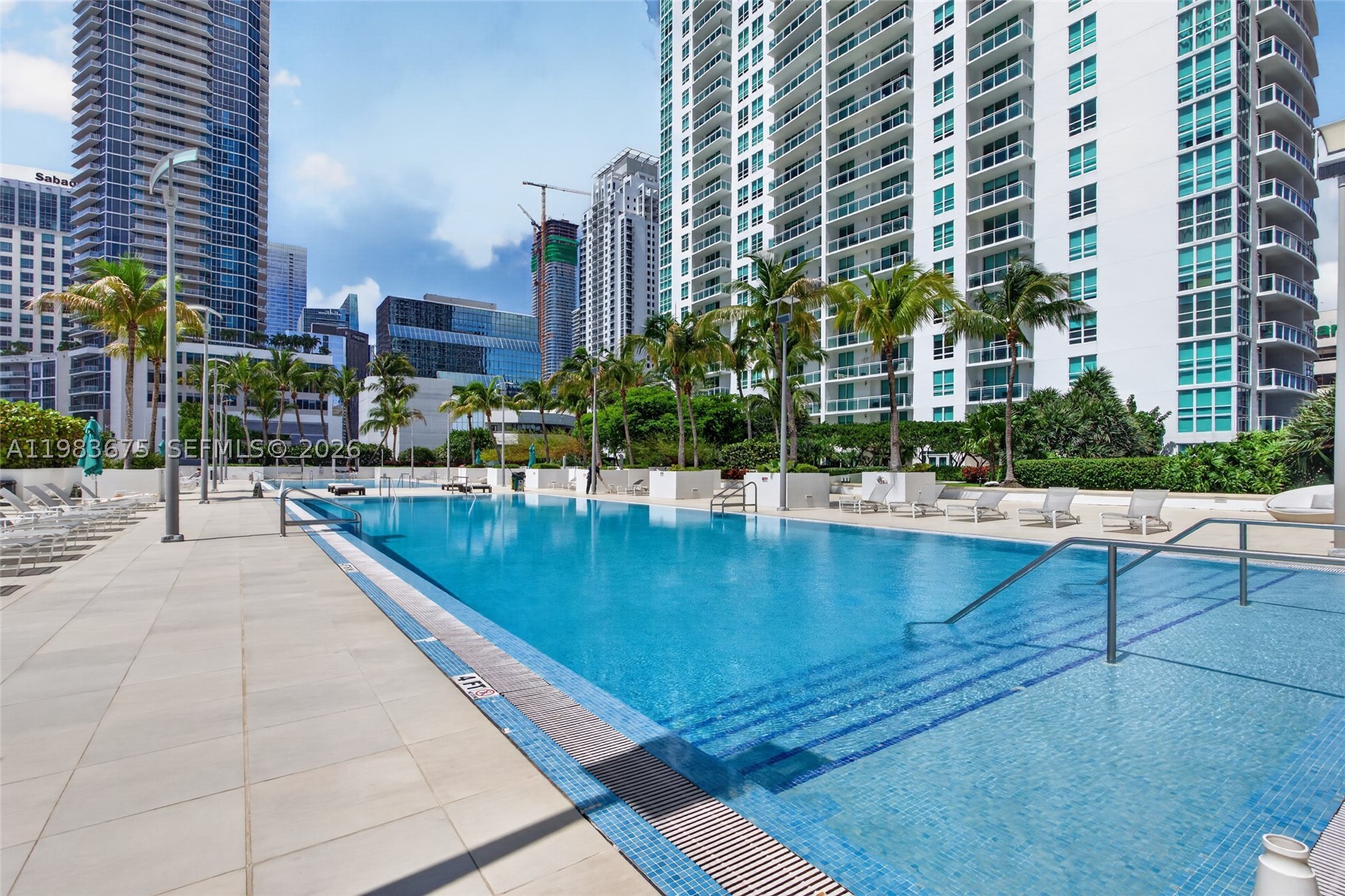 950 Brickell Bay Dr #4100, Miami FL 33131