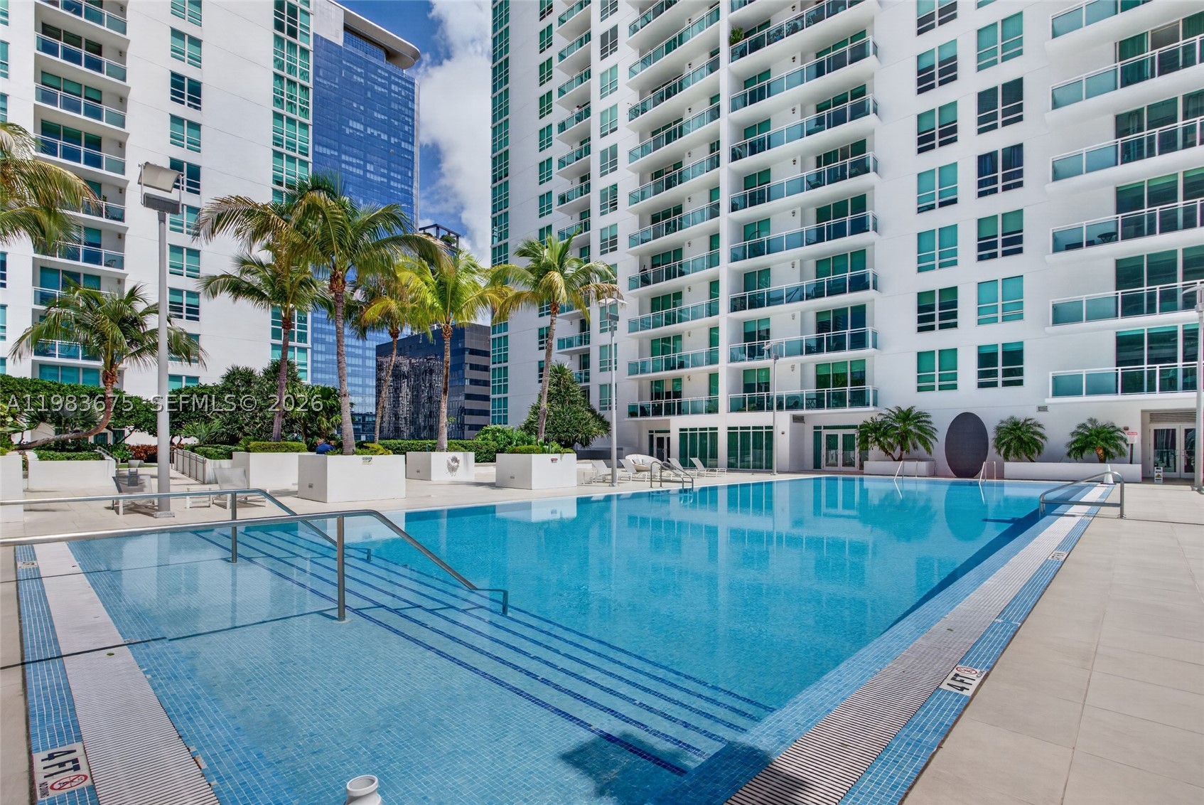 950 Brickell Bay Dr #4100, Miami FL 33131