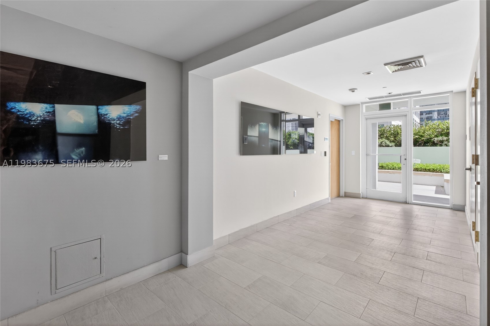 950 Brickell Bay Dr #4100, Miami FL 33131