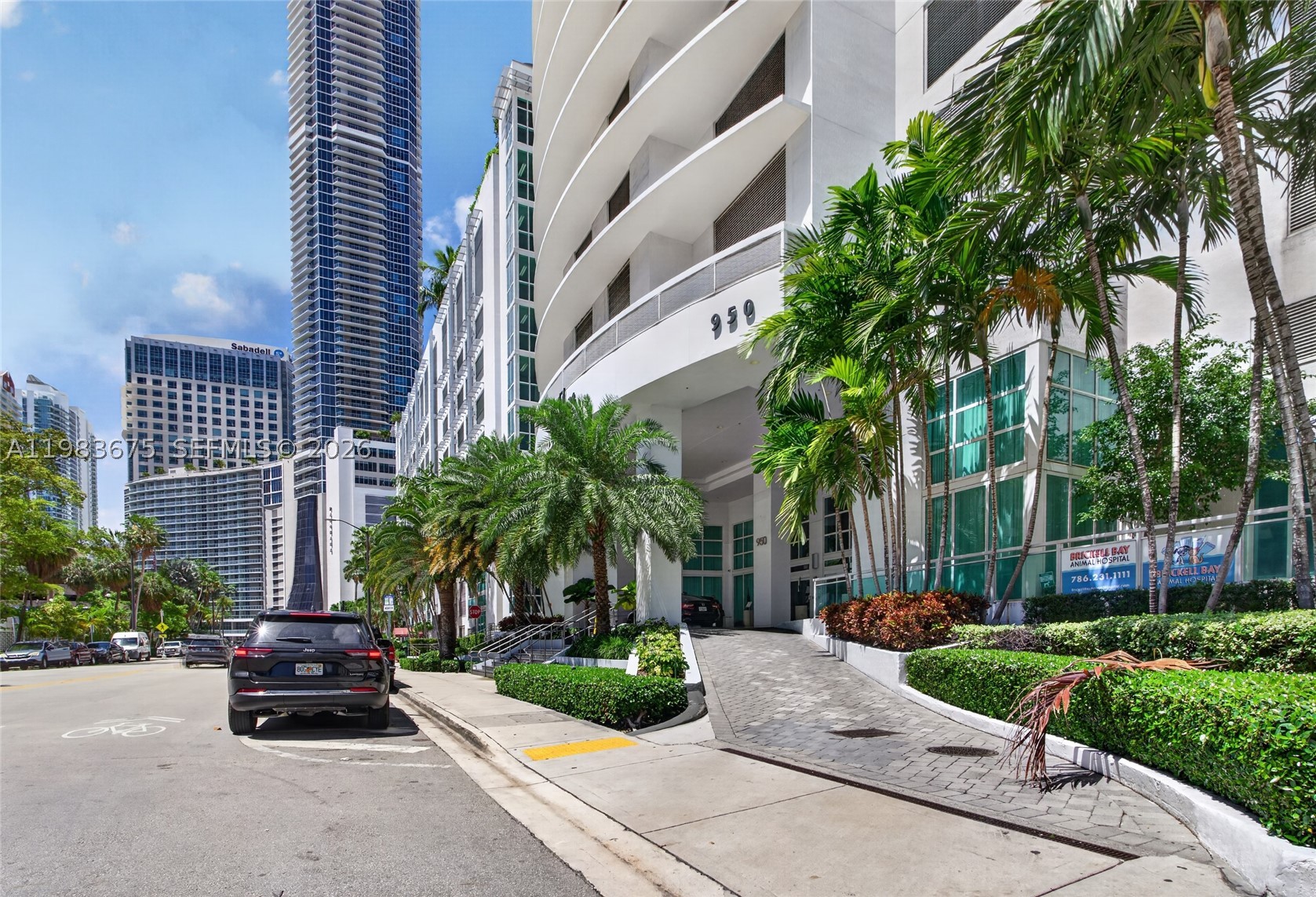 950 Brickell Bay Dr #4100, Miami FL 33131