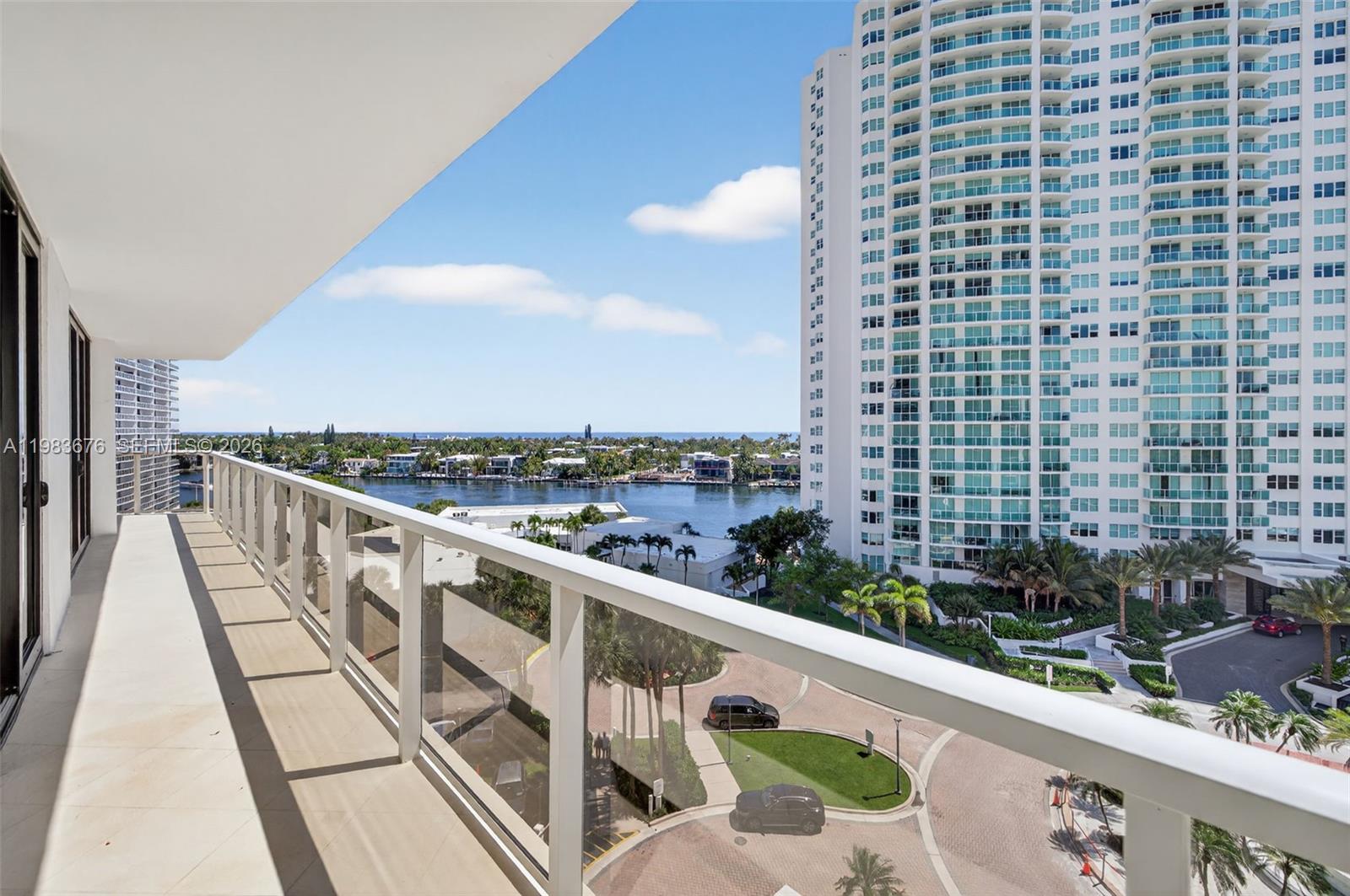 20281 E Country Club Dr #608, Aventura FL 33180