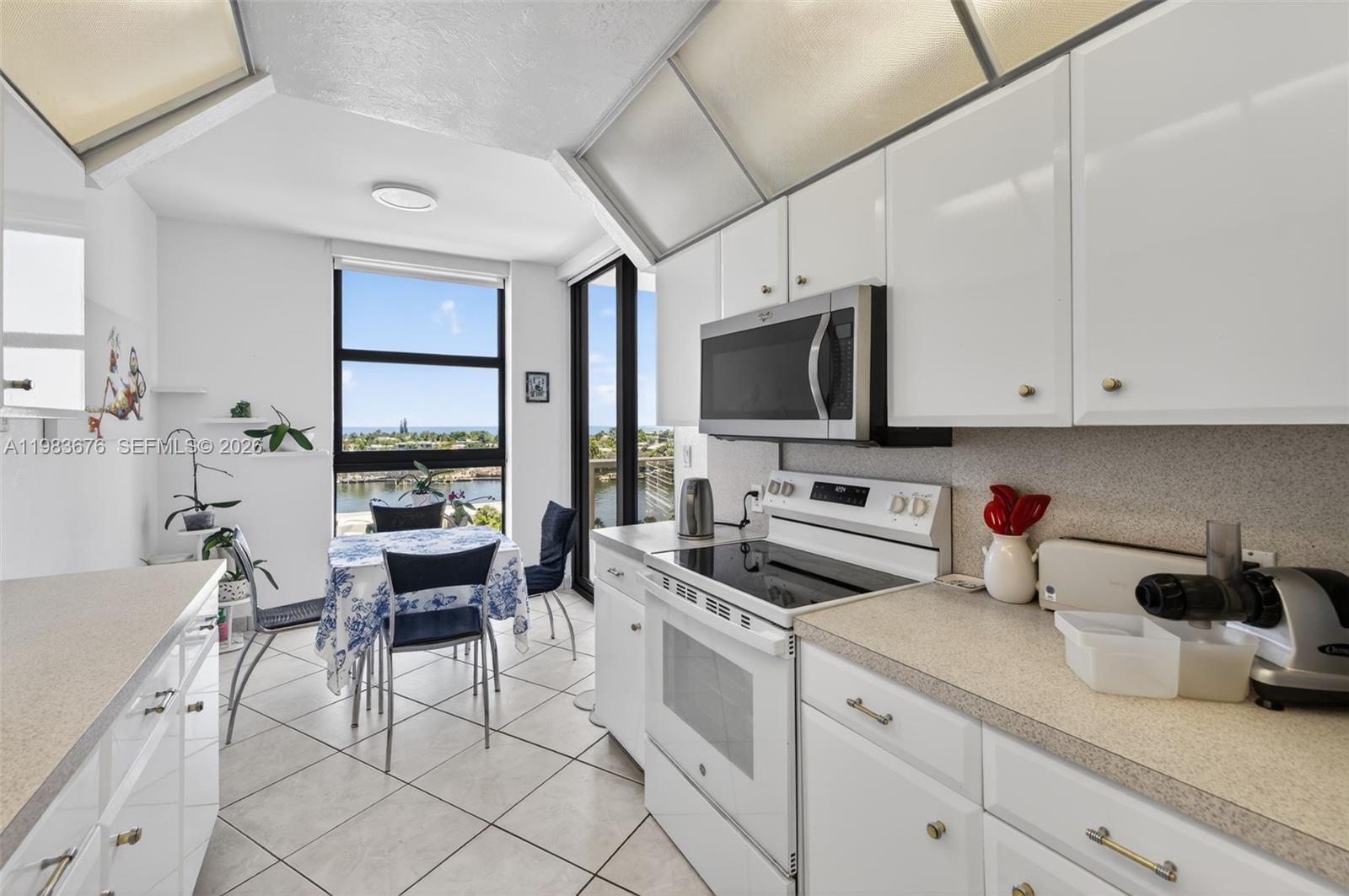 20281 E Country Club Dr #608, Aventura FL 33180
