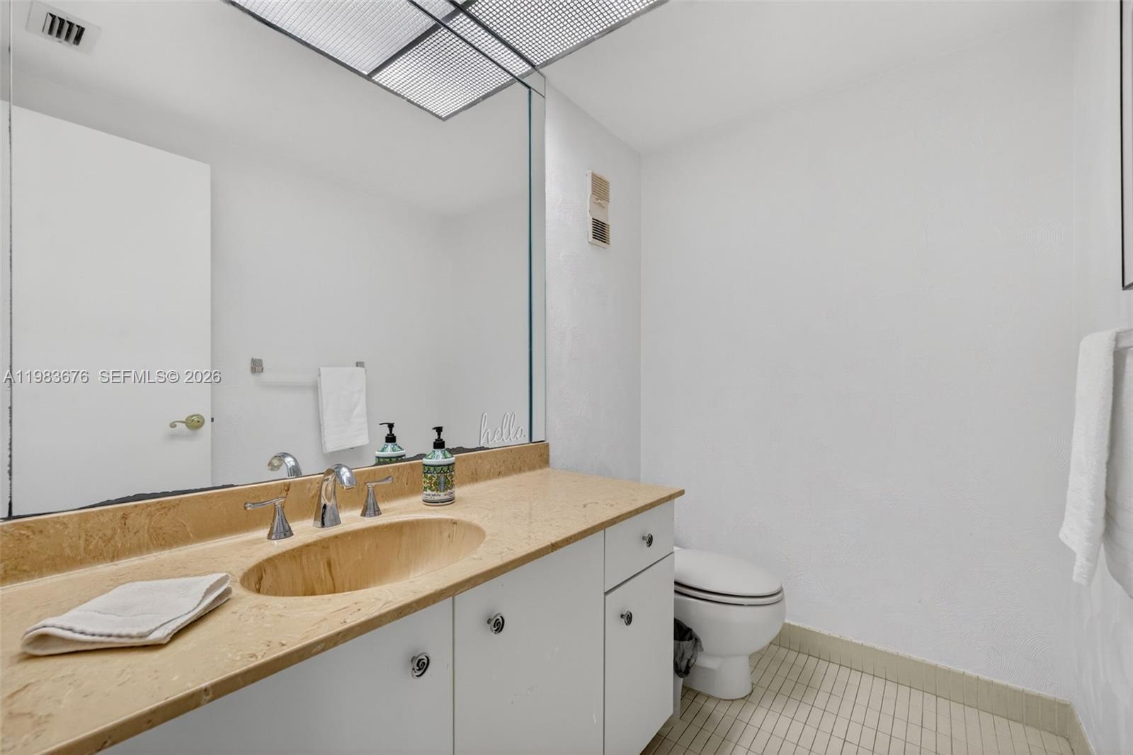 20281 E Country Club Dr #608, Aventura FL 33180