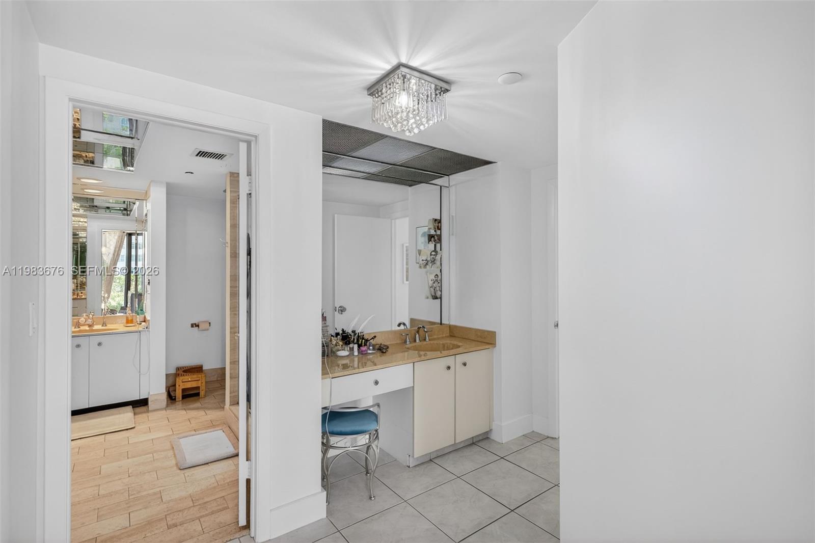 20281 E Country Club Dr #608, Aventura FL 33180