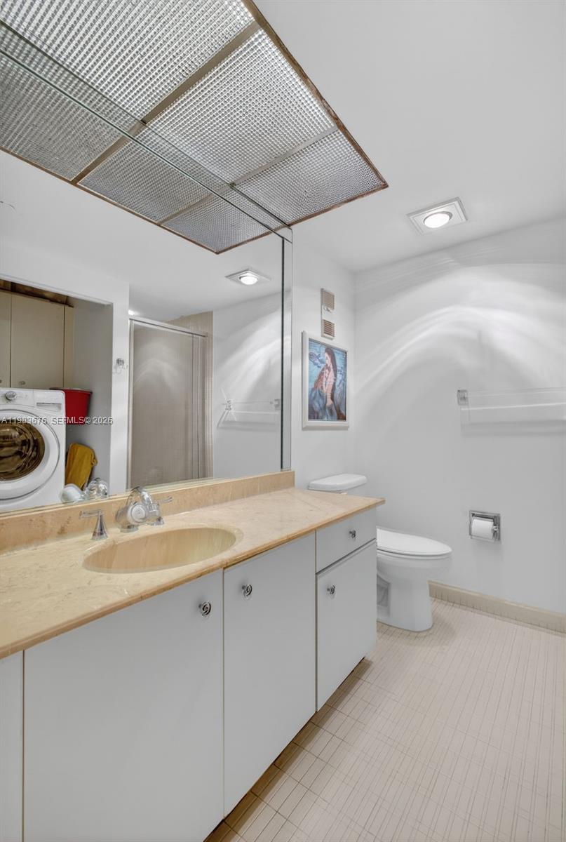 20281 E Country Club Dr #608, Aventura FL 33180