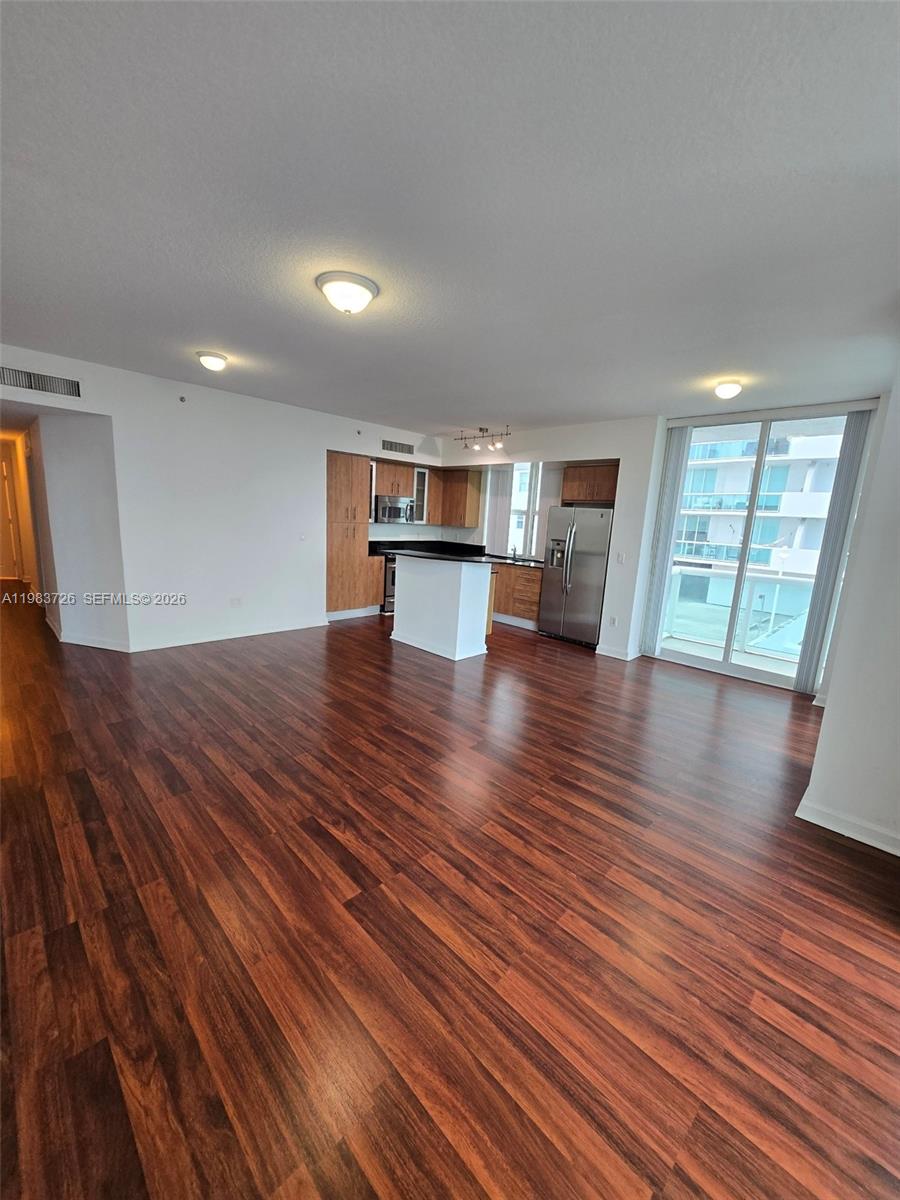 7910 Harbor Island Dr #510, North Bay Village FL 33141