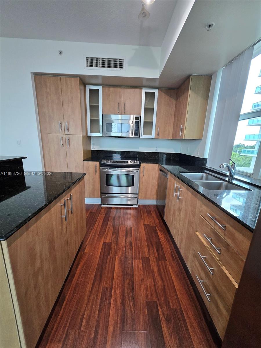 7910 Harbor Island Dr #510, North Bay Village FL 33141