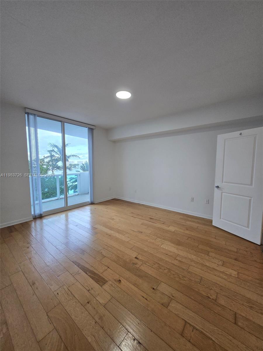 7910 Harbor Island Dr #510, North Bay Village FL 33141