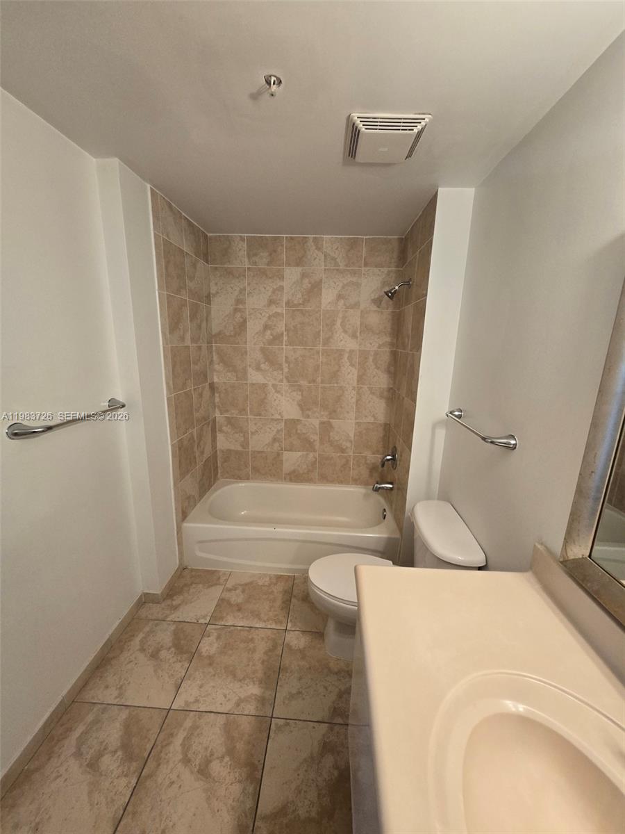 7910 Harbor Island Dr #510, North Bay Village FL 33141