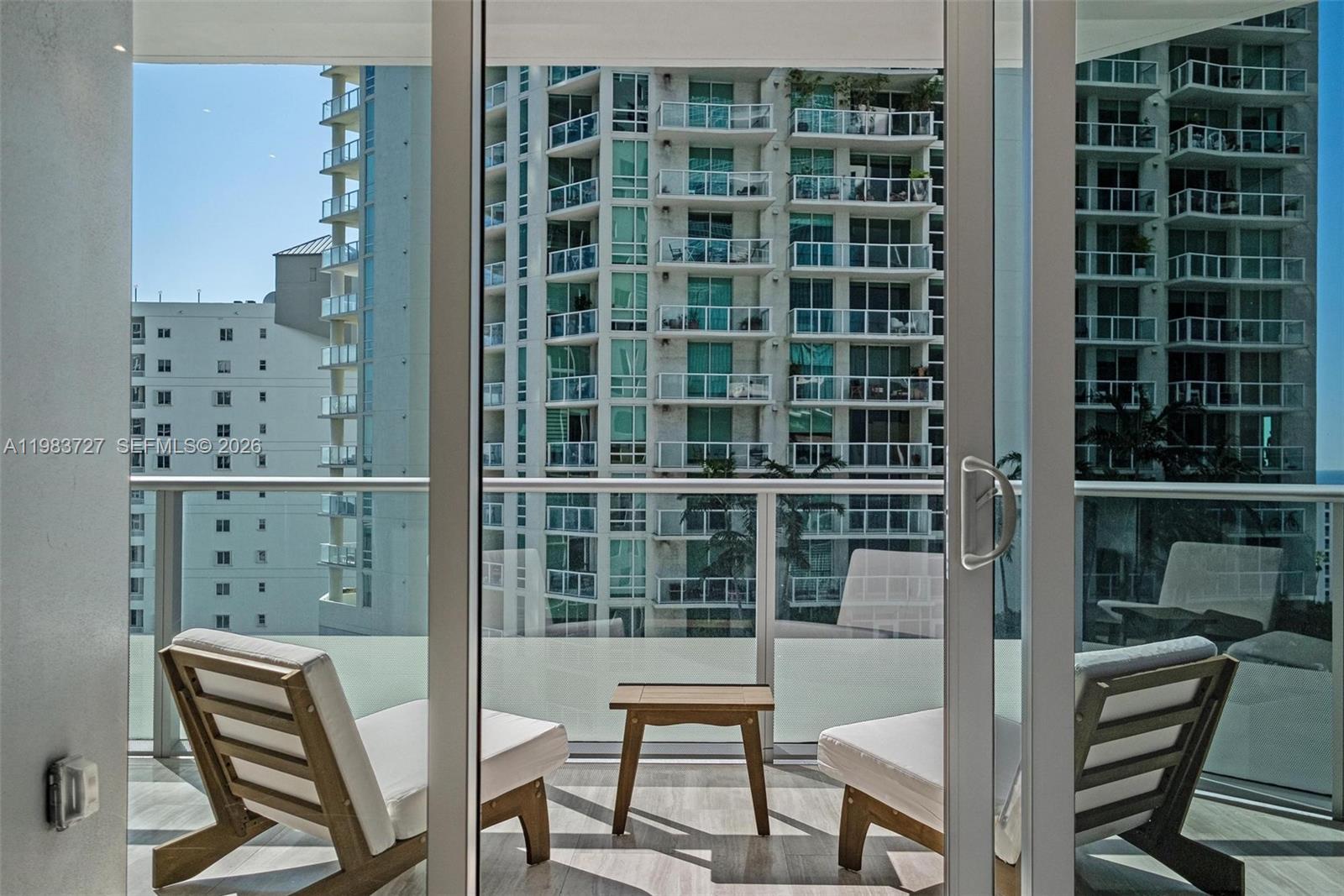 1300 Brickell Bay Dr #1102, Miami FL 33131