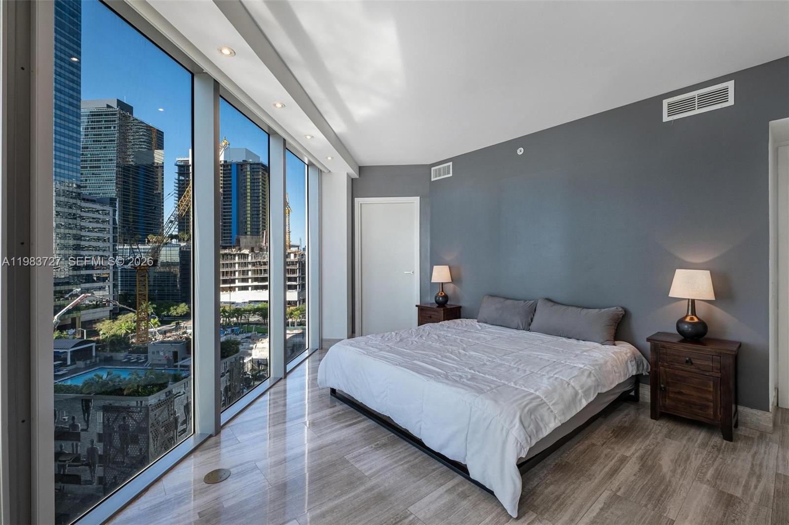 1300 Brickell Bay Dr #1102, Miami FL 33131