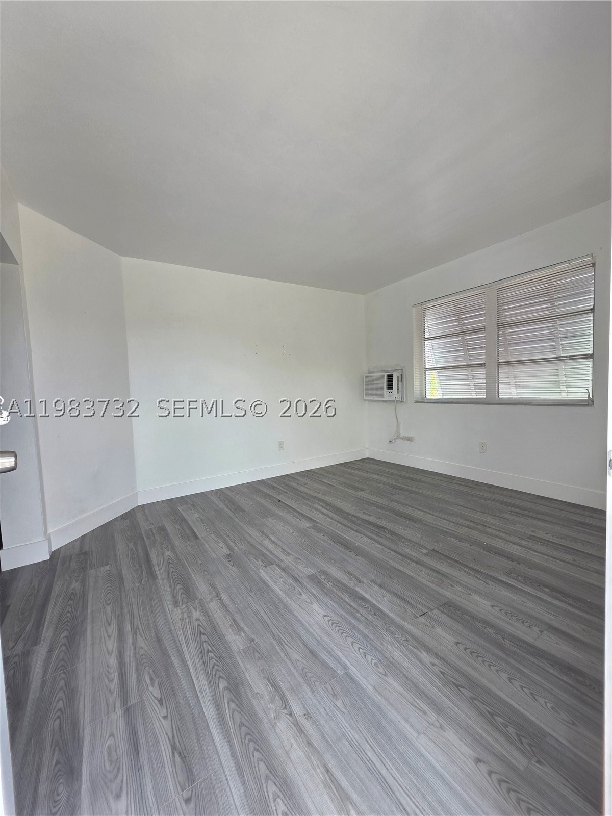 71 Esplanade Dr #D, Miami Springs FL 33166