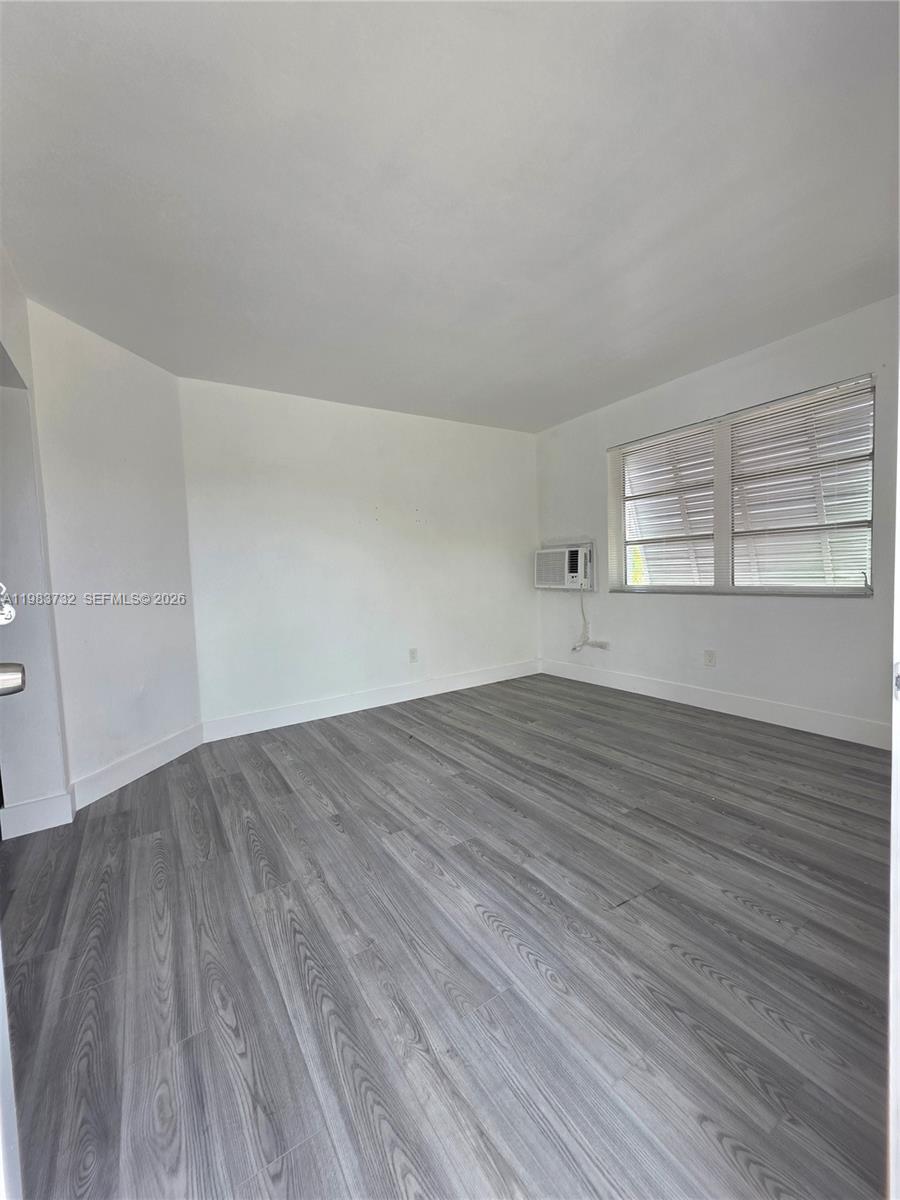 57 Esplanade Dr #71D, Miami Springs FL 33166