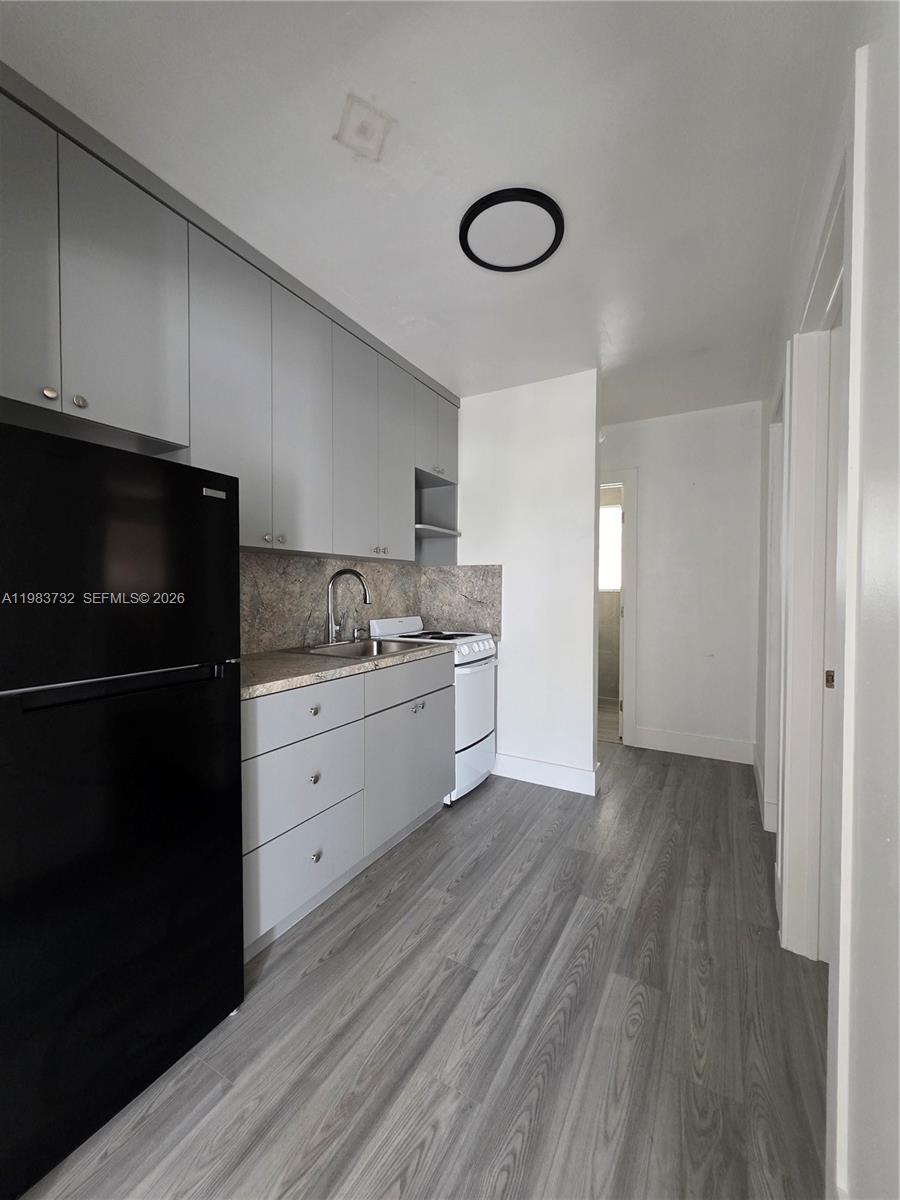 57 Esplanade Dr #71D, Miami Springs FL 33166