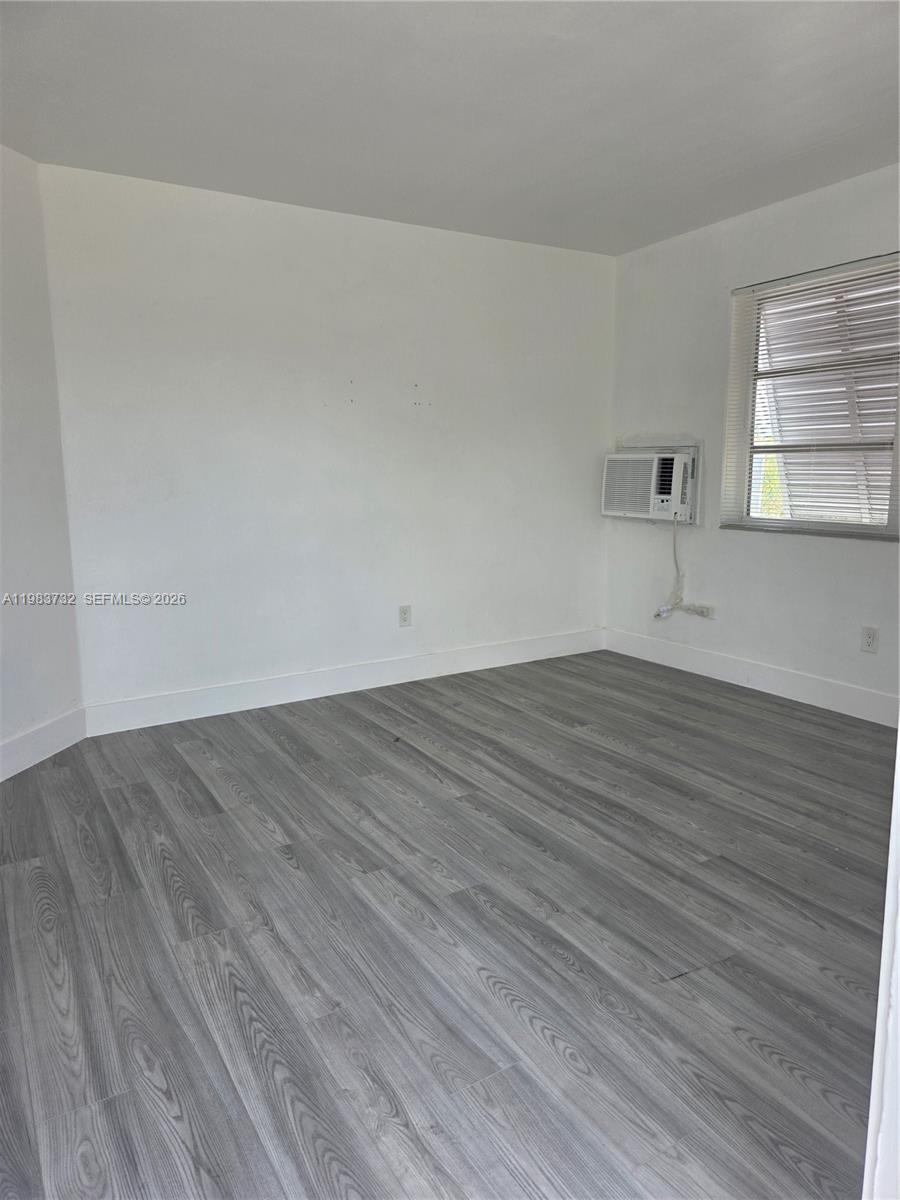 57 Esplanade Dr #71D, Miami Springs FL 33166