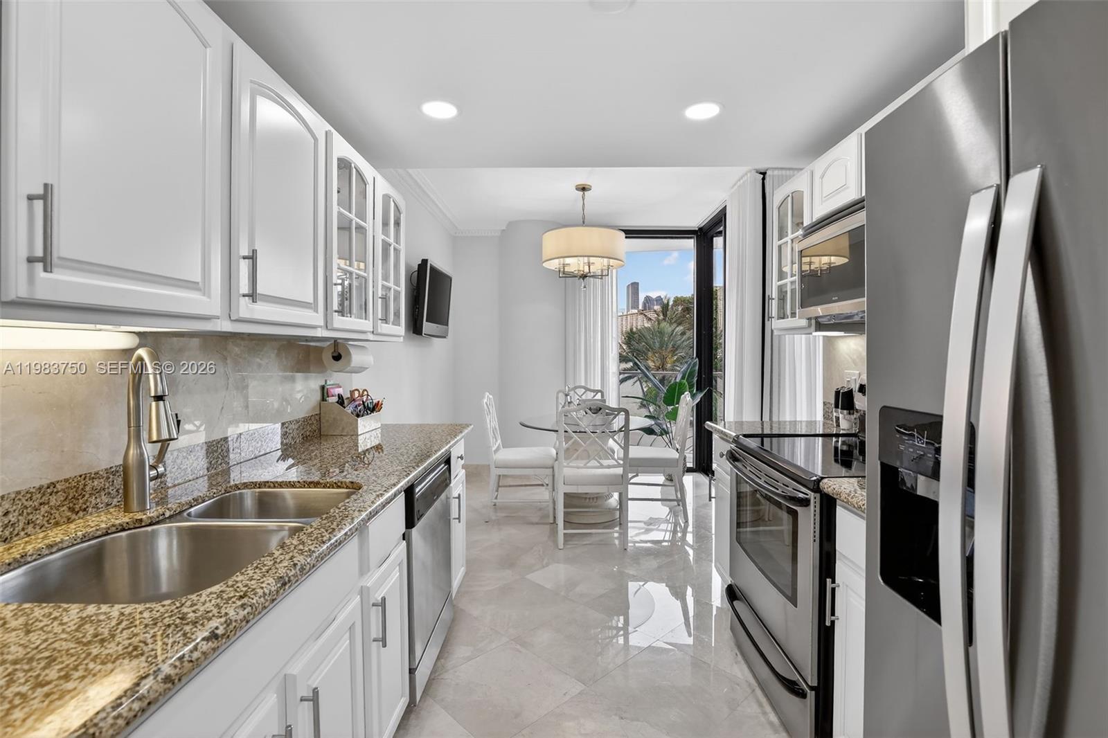 2800 Island Blvd #301, Aventura FL 33160