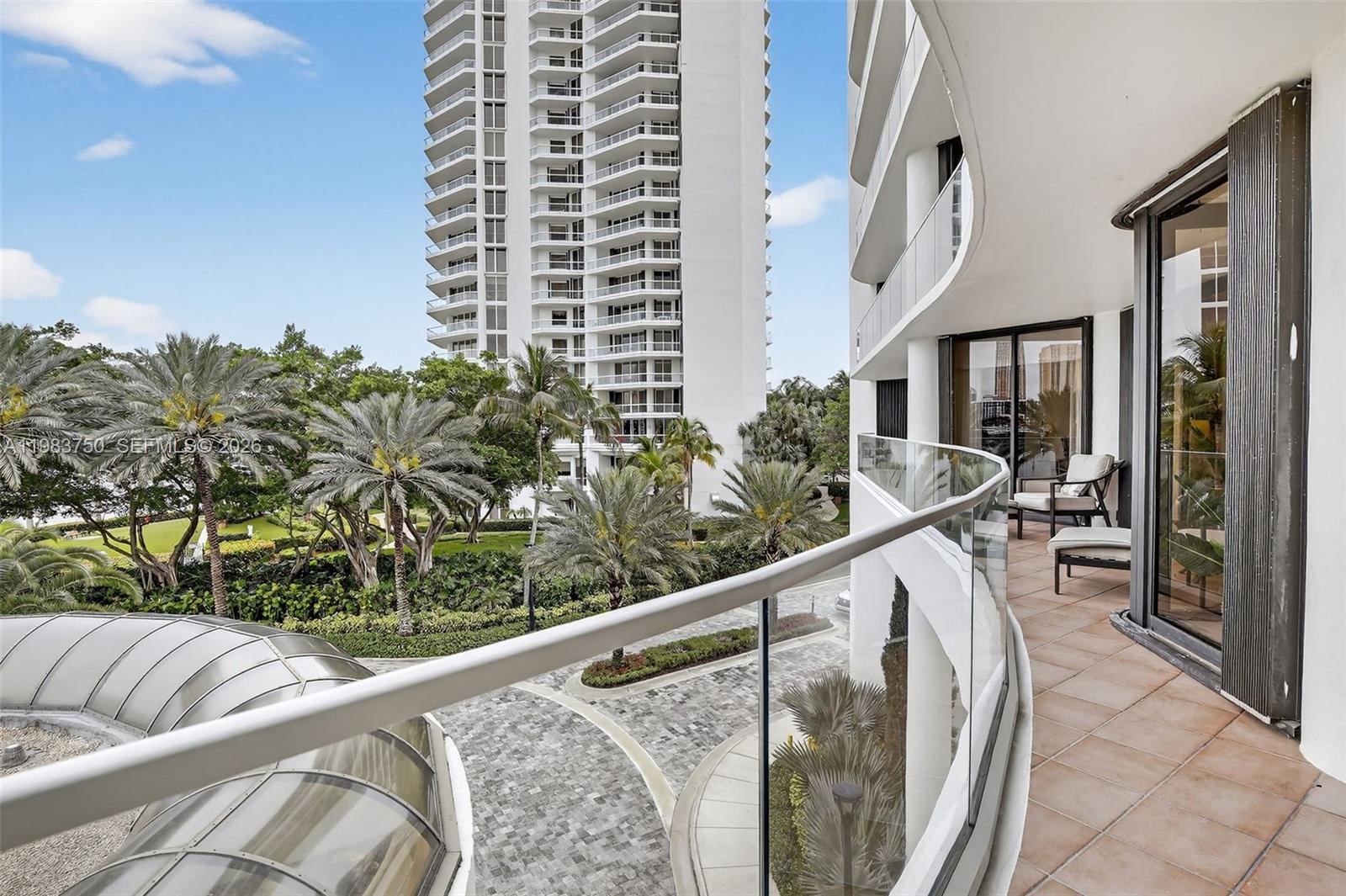2800 Island Blvd #301, Aventura FL 33160
