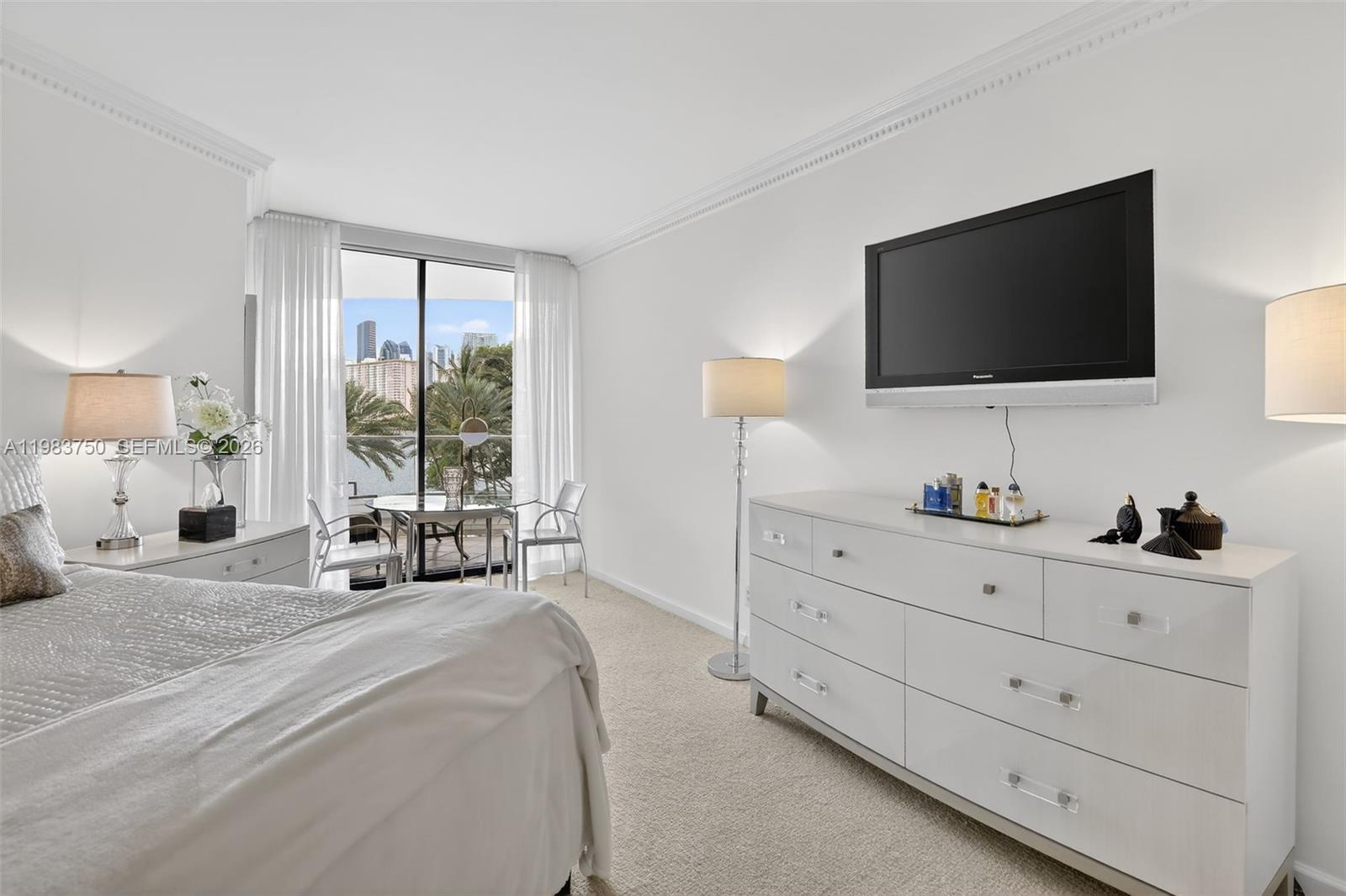 2800 Island Blvd #301, Aventura FL 33160