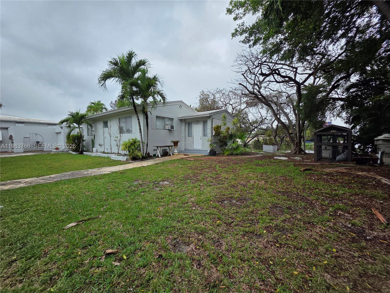 Miami Springs FL 33166 - A11983766