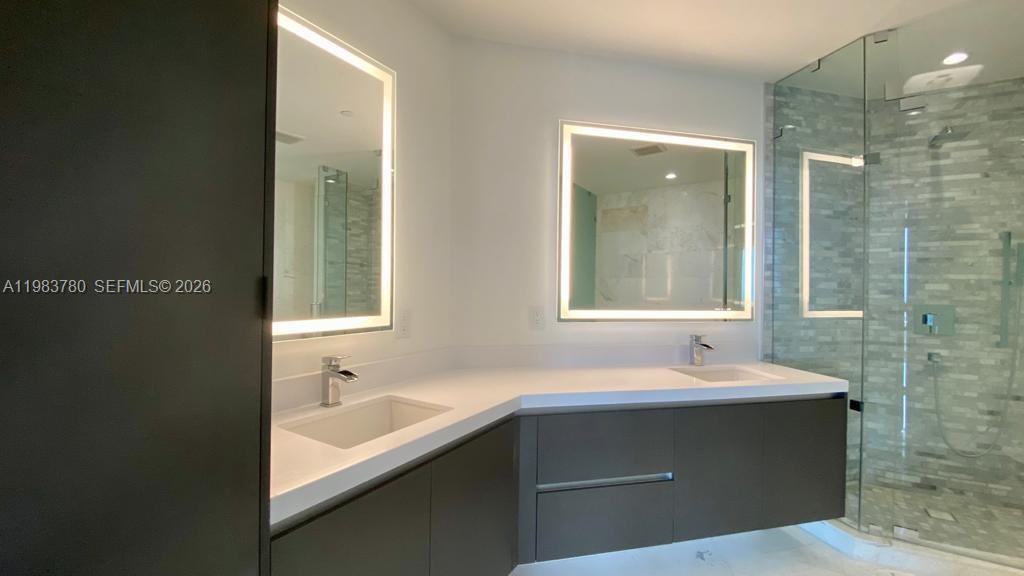 851 NE 1st Ave #2504, Miami FL 33132