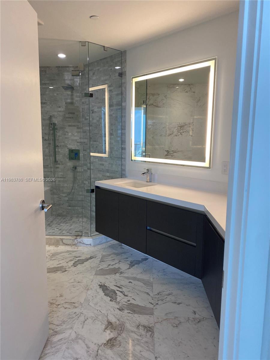 851 NE 1st Ave #2504, Miami FL 33132