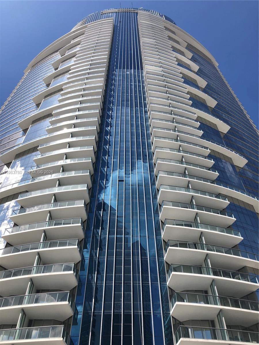 851 NE 1st Ave #2504, Miami FL 33132