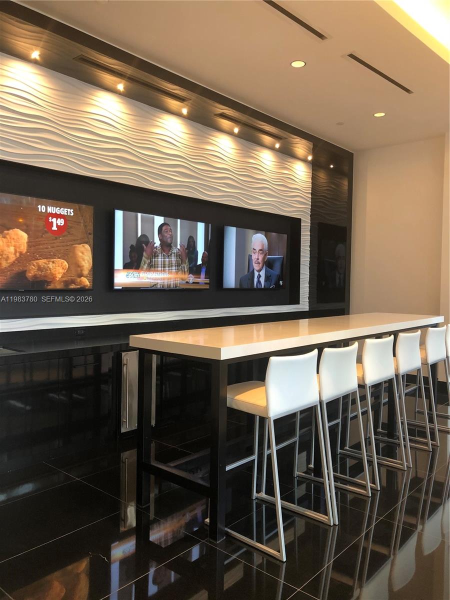 851 NE 1st Ave #2504, Miami FL 33132