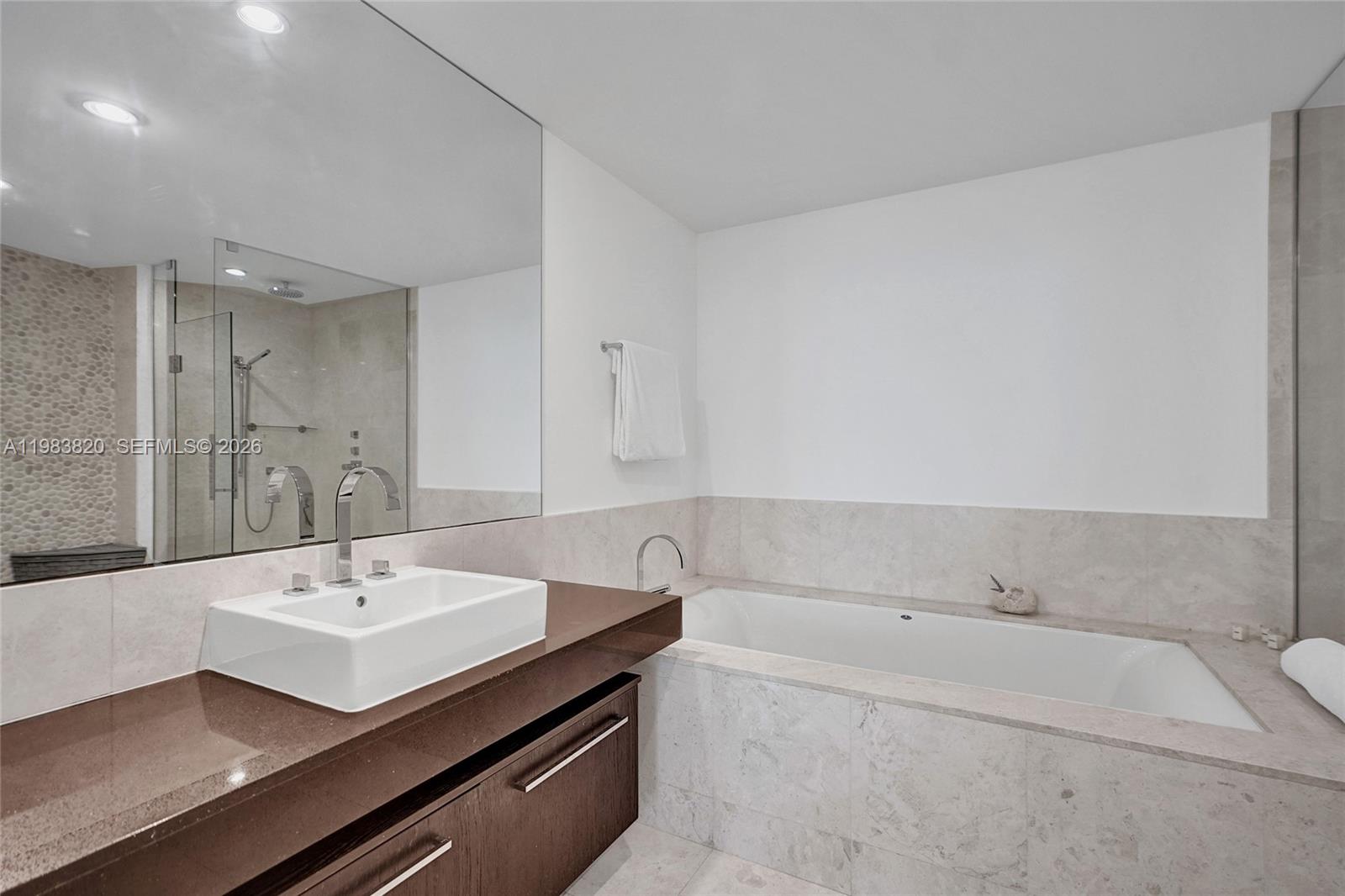 17121 Collins Ave #2003, Sunny Isles Beach FL 33160
