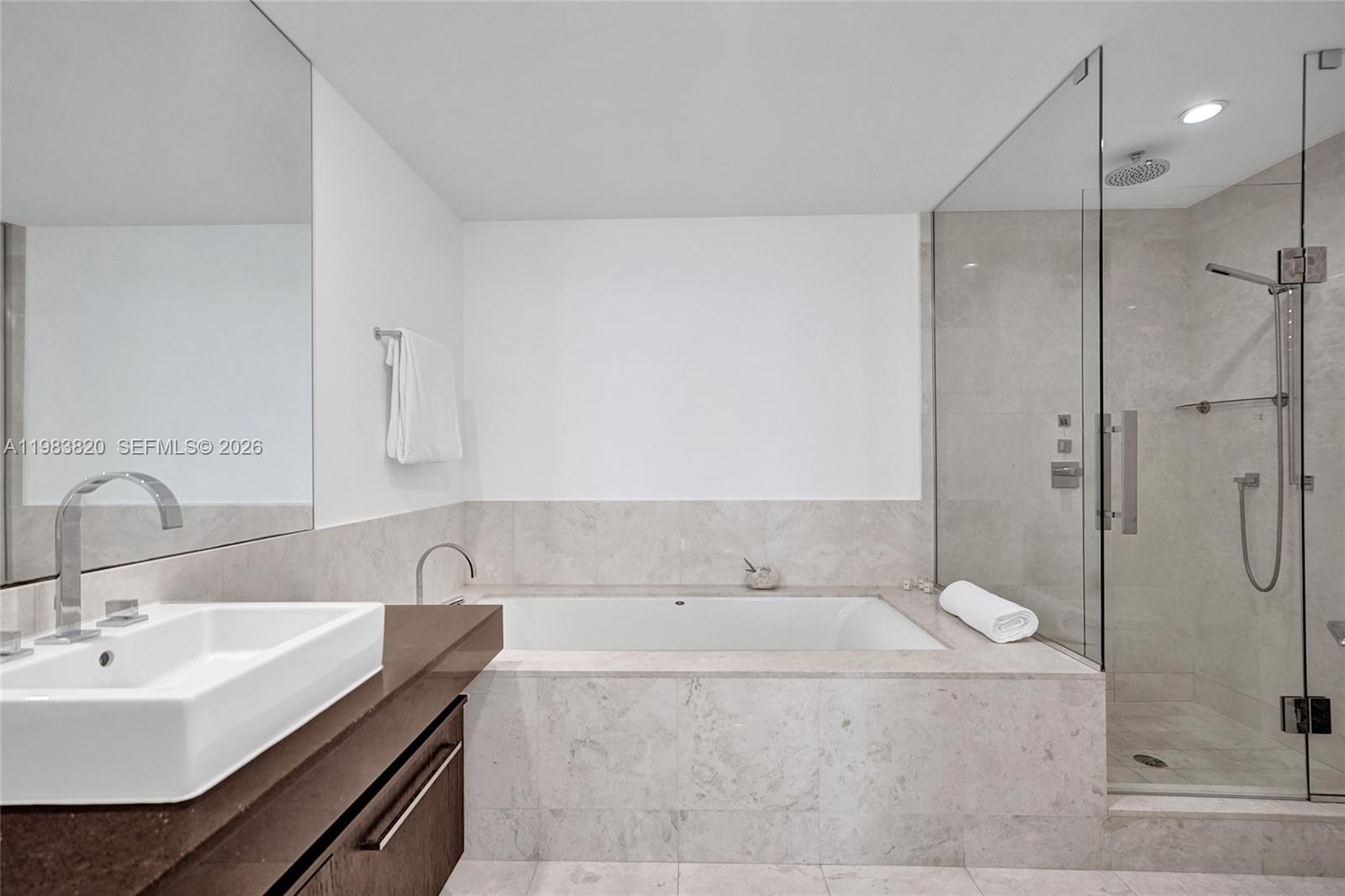 17121 Collins Ave #2003, Sunny Isles Beach FL 33160