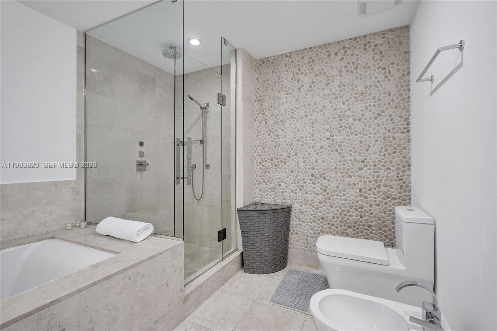 17121 Collins Ave #2003, Sunny Isles Beach FL 33160