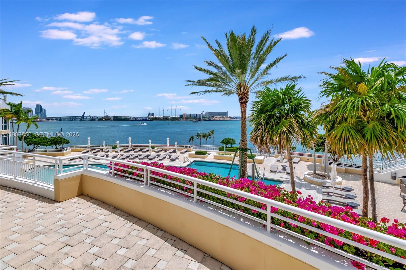 848 Brickell Key Dr #2602, Miami FL 33131