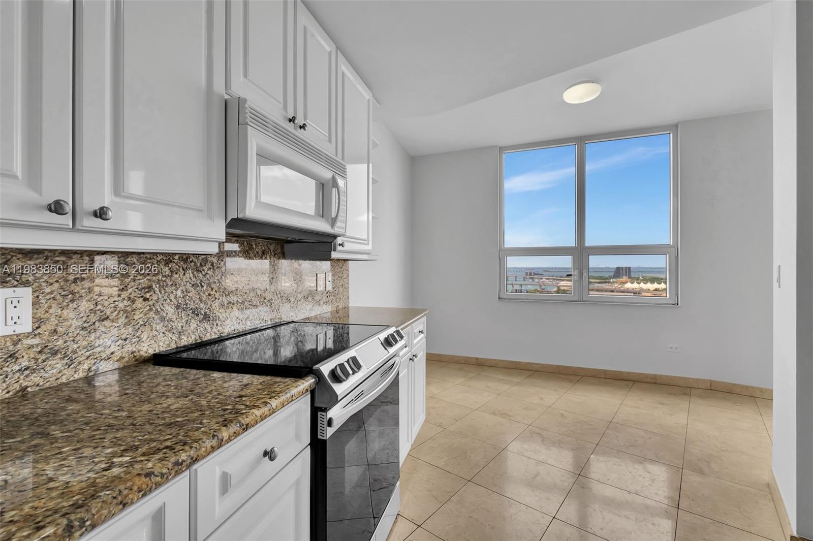 848 Brickell Key Dr #2602, Miami FL 33131