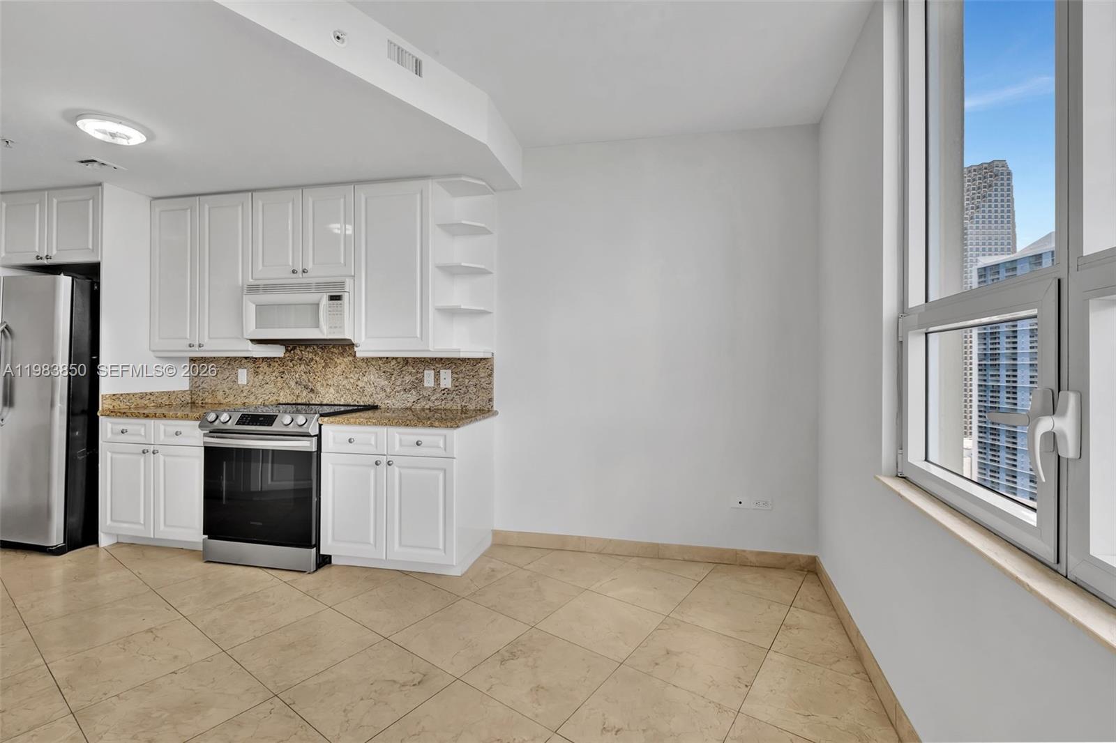 848 Brickell Key Dr #2602, Miami FL 33131