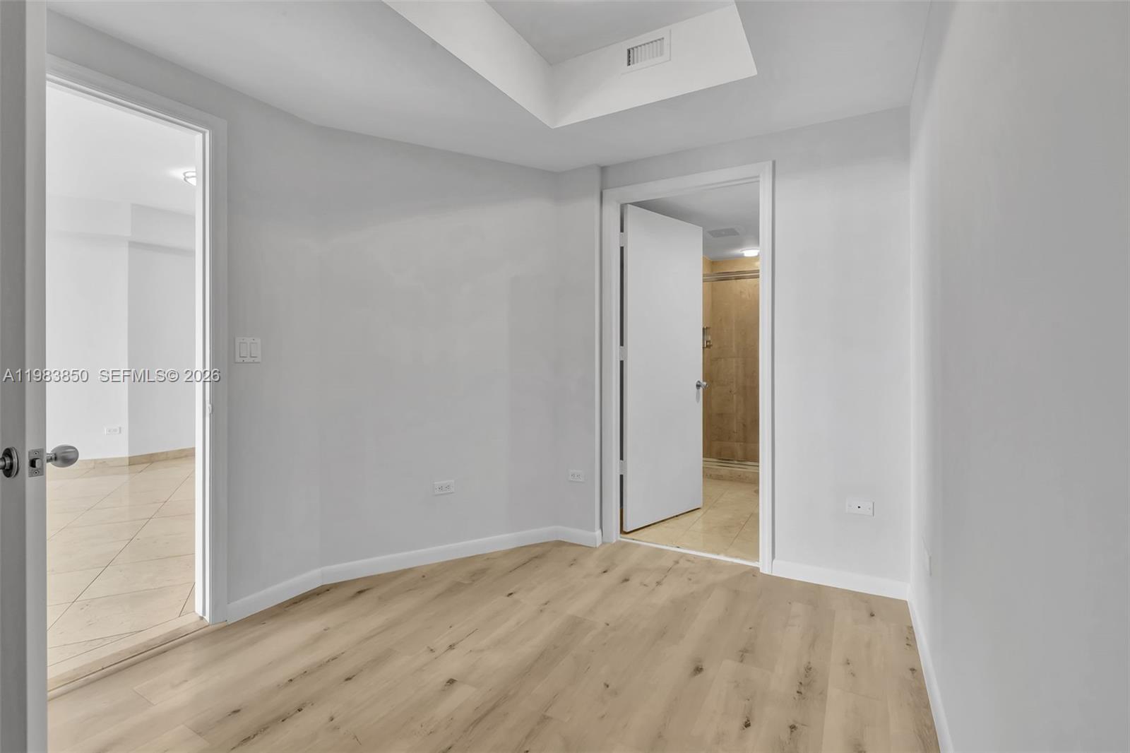 848 Brickell Key Dr #2602, Miami FL 33131