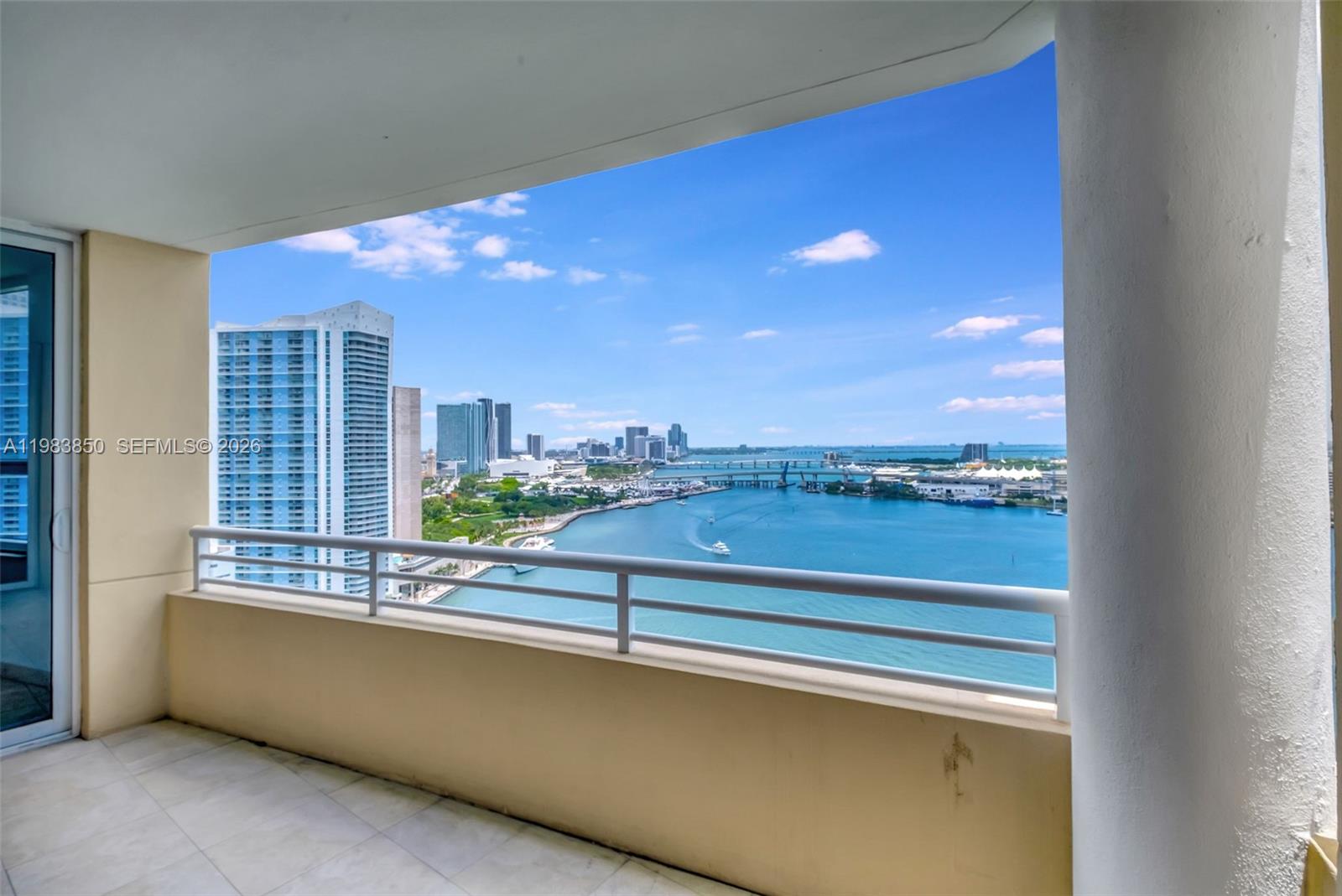 848 Brickell Key Dr #2602, Miami FL 33131