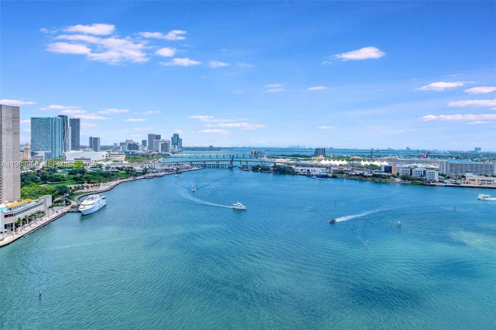 848 Brickell Key Dr #2602, Miami FL 33131