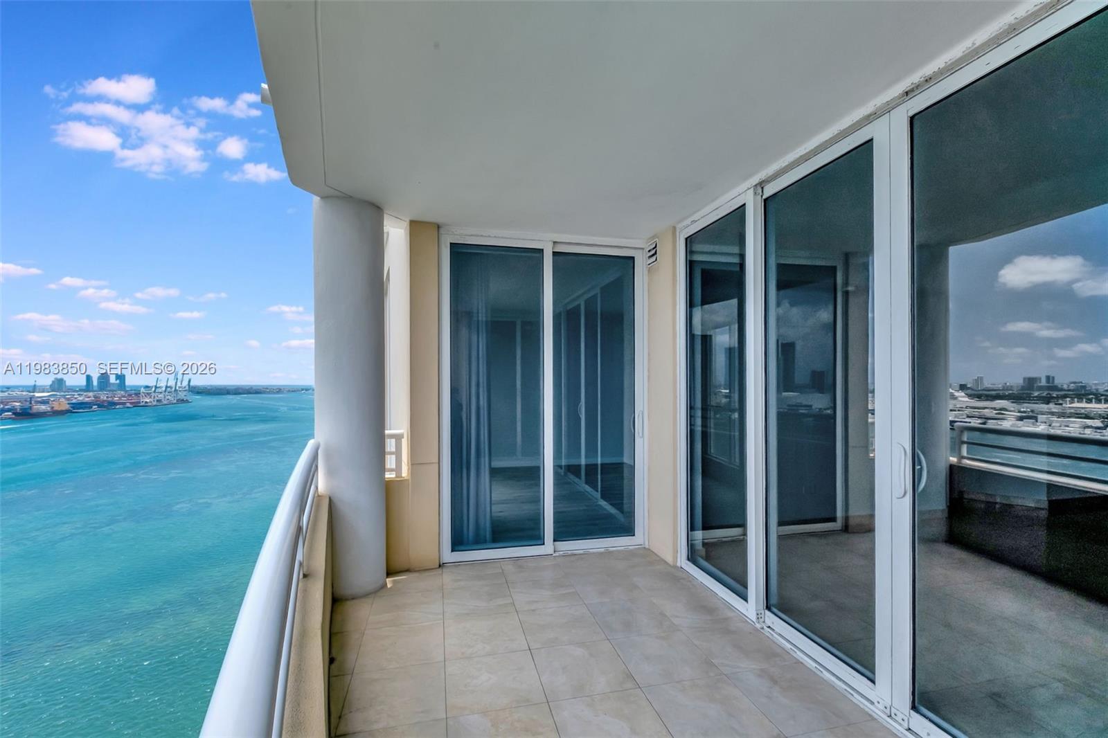 848 Brickell Key Dr #2602, Miami FL 33131