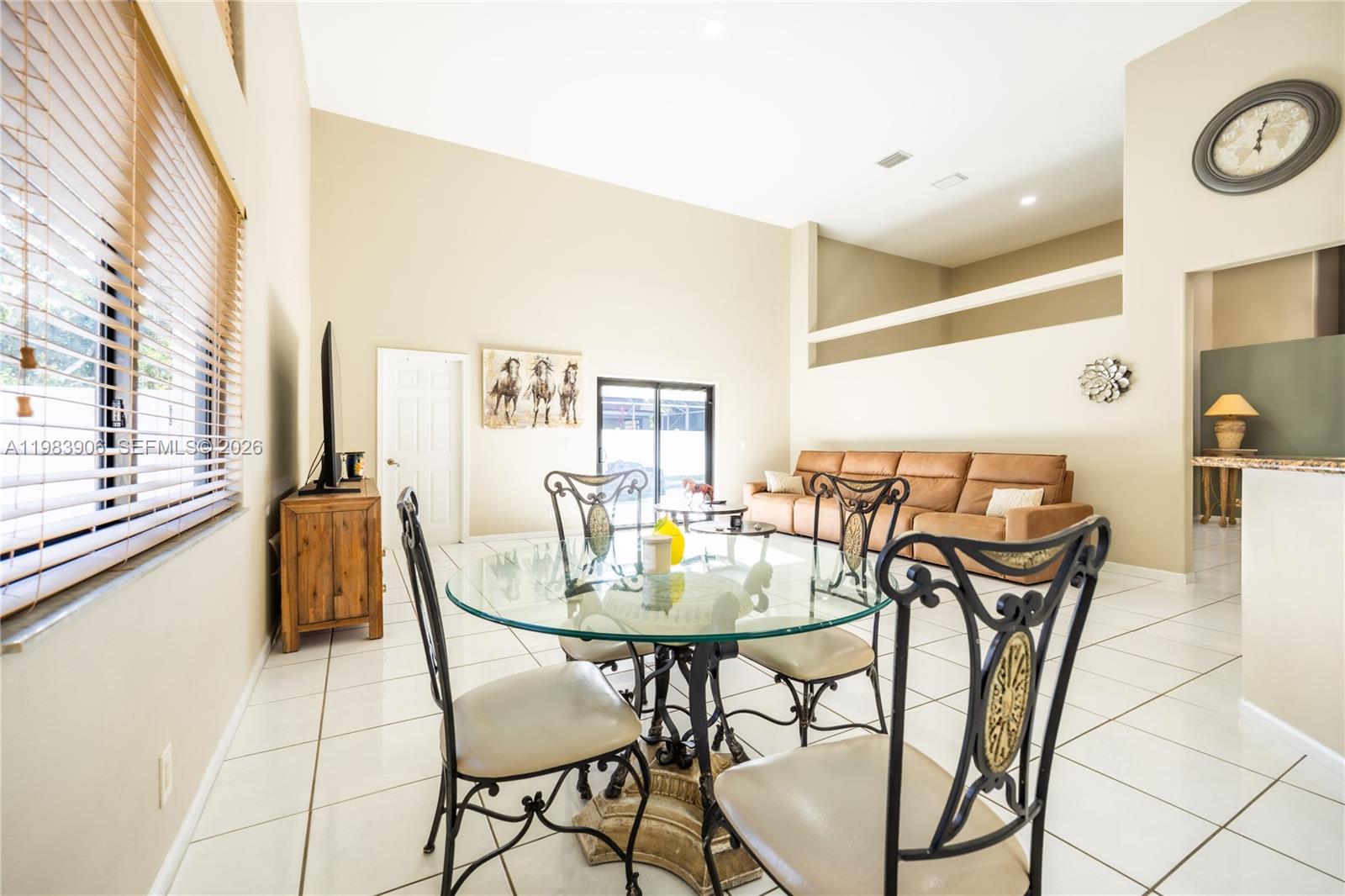 930 NW 197th Ave, Pembroke Pines FL 33029