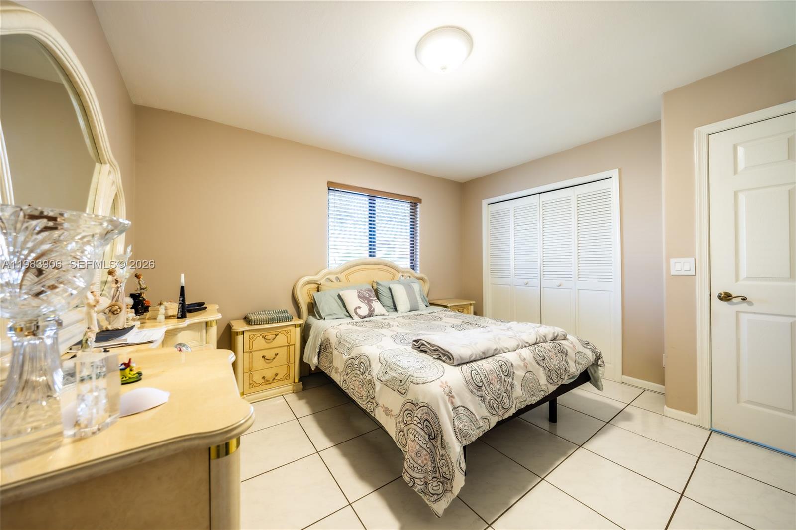 930 NW 197th Ave, Pembroke Pines FL 33029