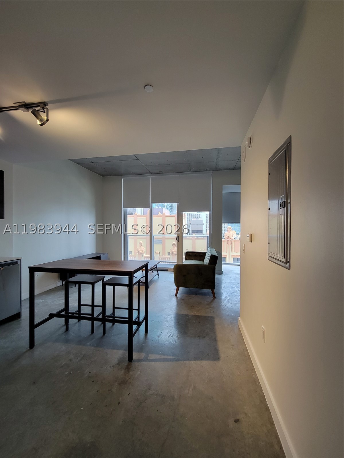 151 SE 1st St #1507, Miami FL 33131