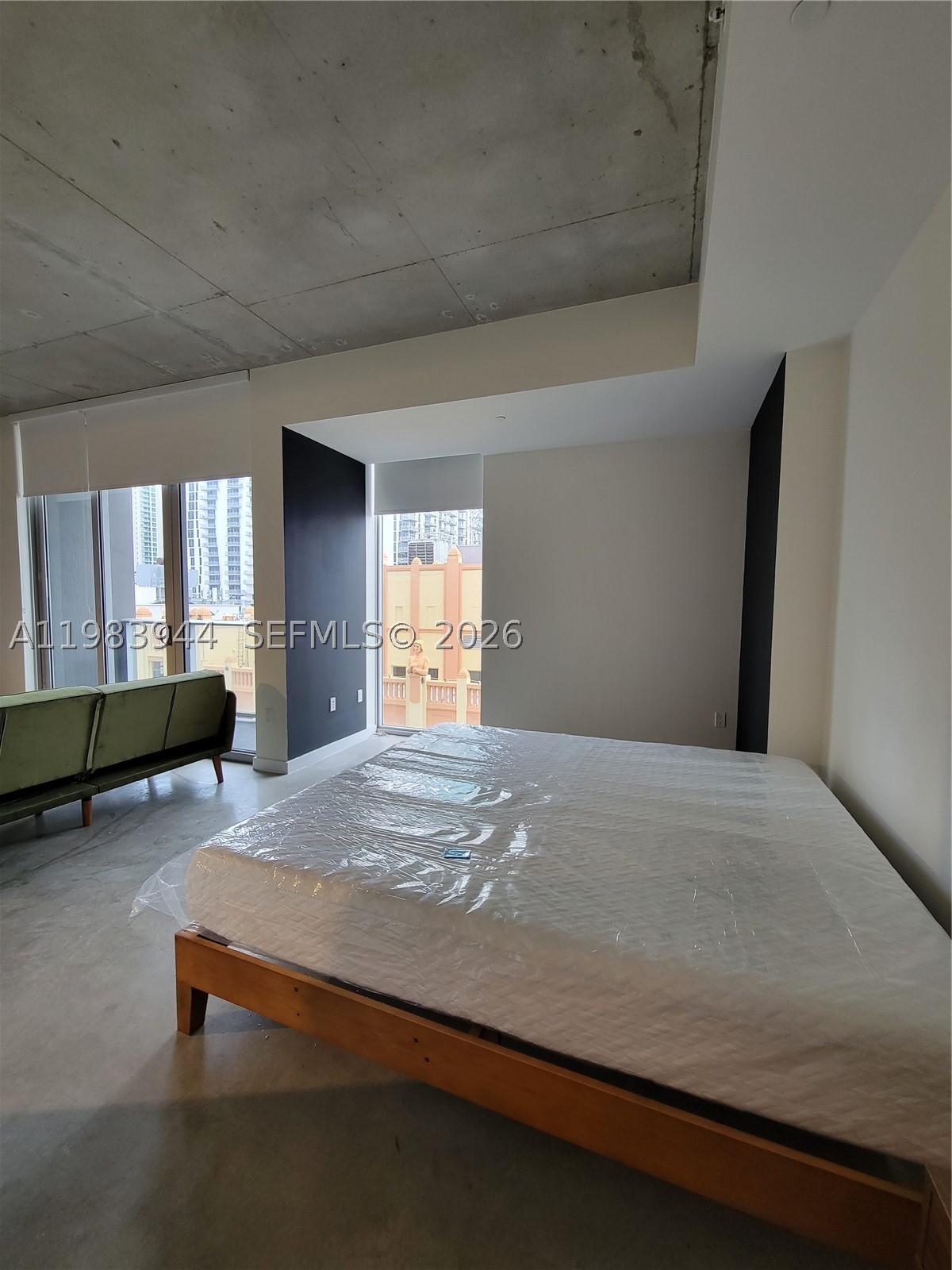 151 SE 1st St #1507, Miami FL 33131