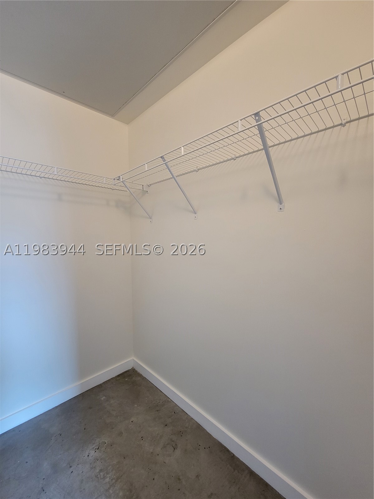 151 SE 1st St #1507, Miami FL 33131