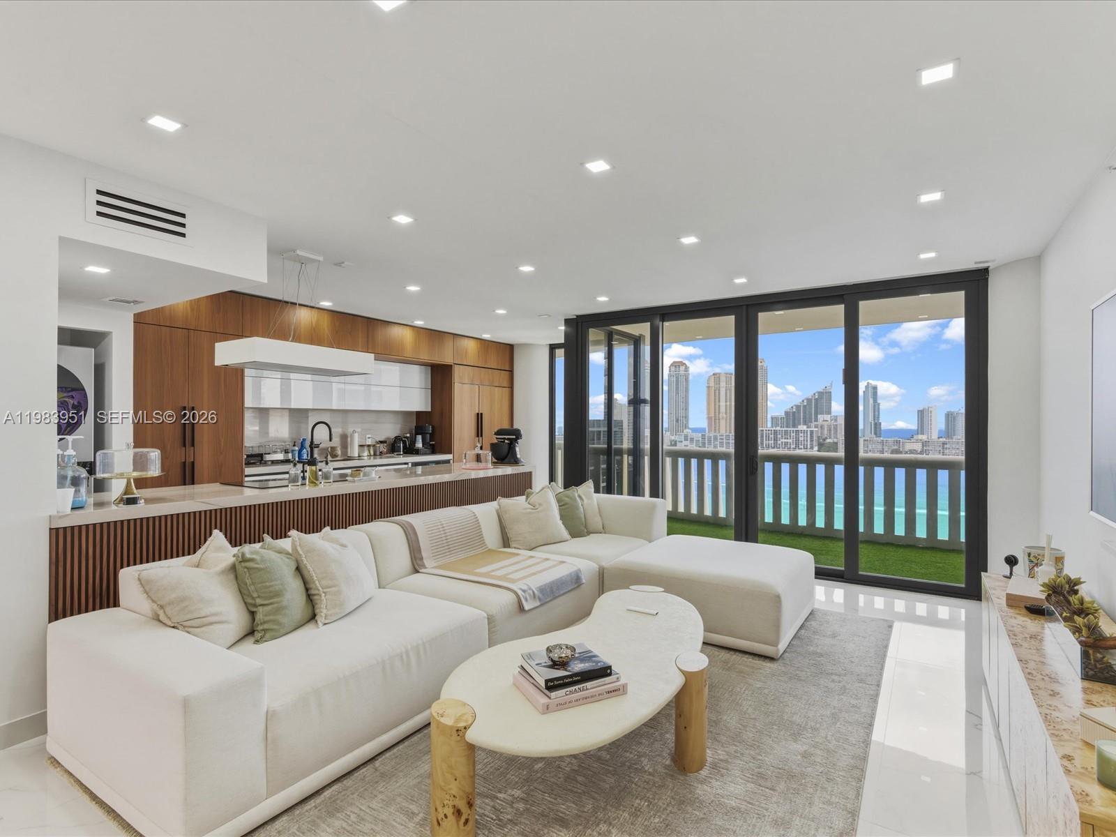 3000 Island Blvd #1501, Aventura FL 33160