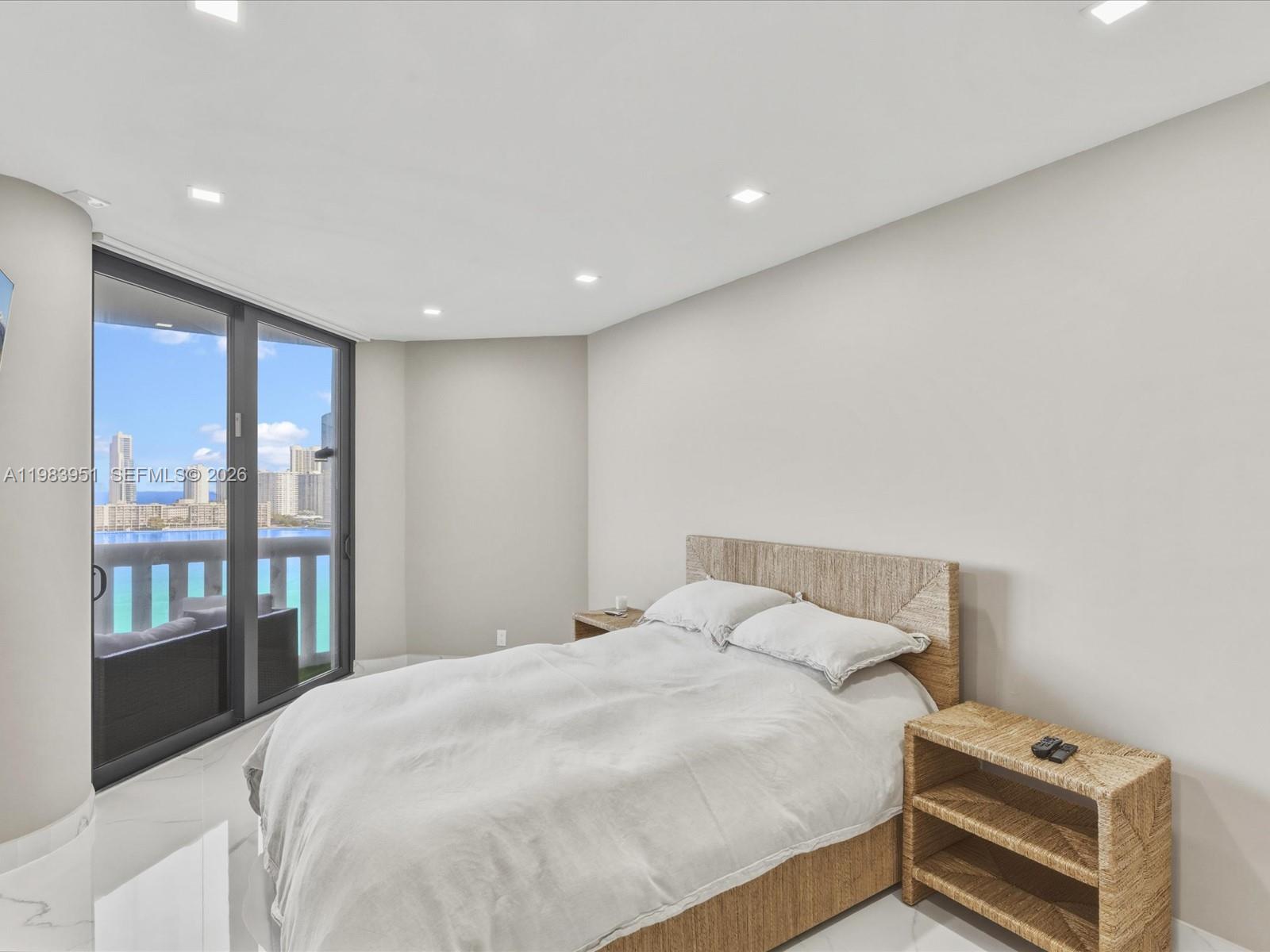 3000 Island Blvd #1501, Aventura FL 33160