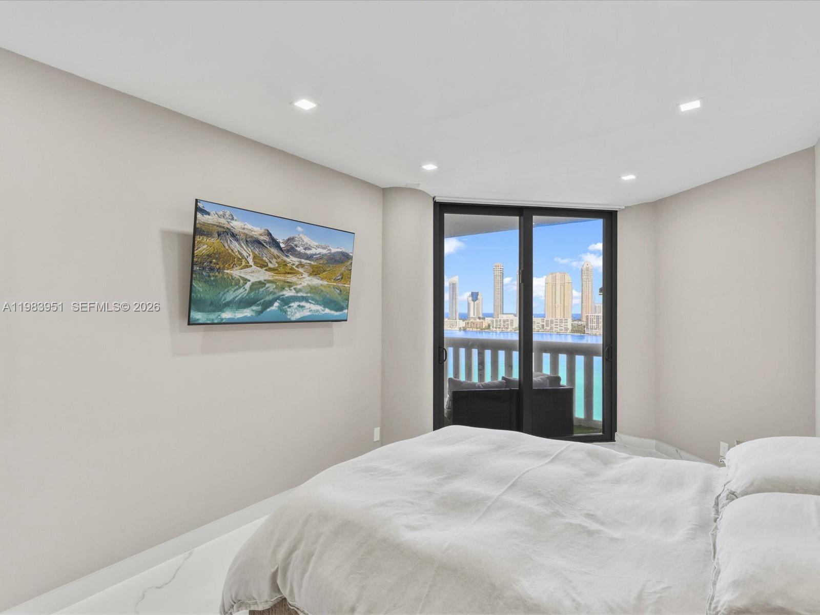 3000 Island Blvd #1501, Aventura FL 33160