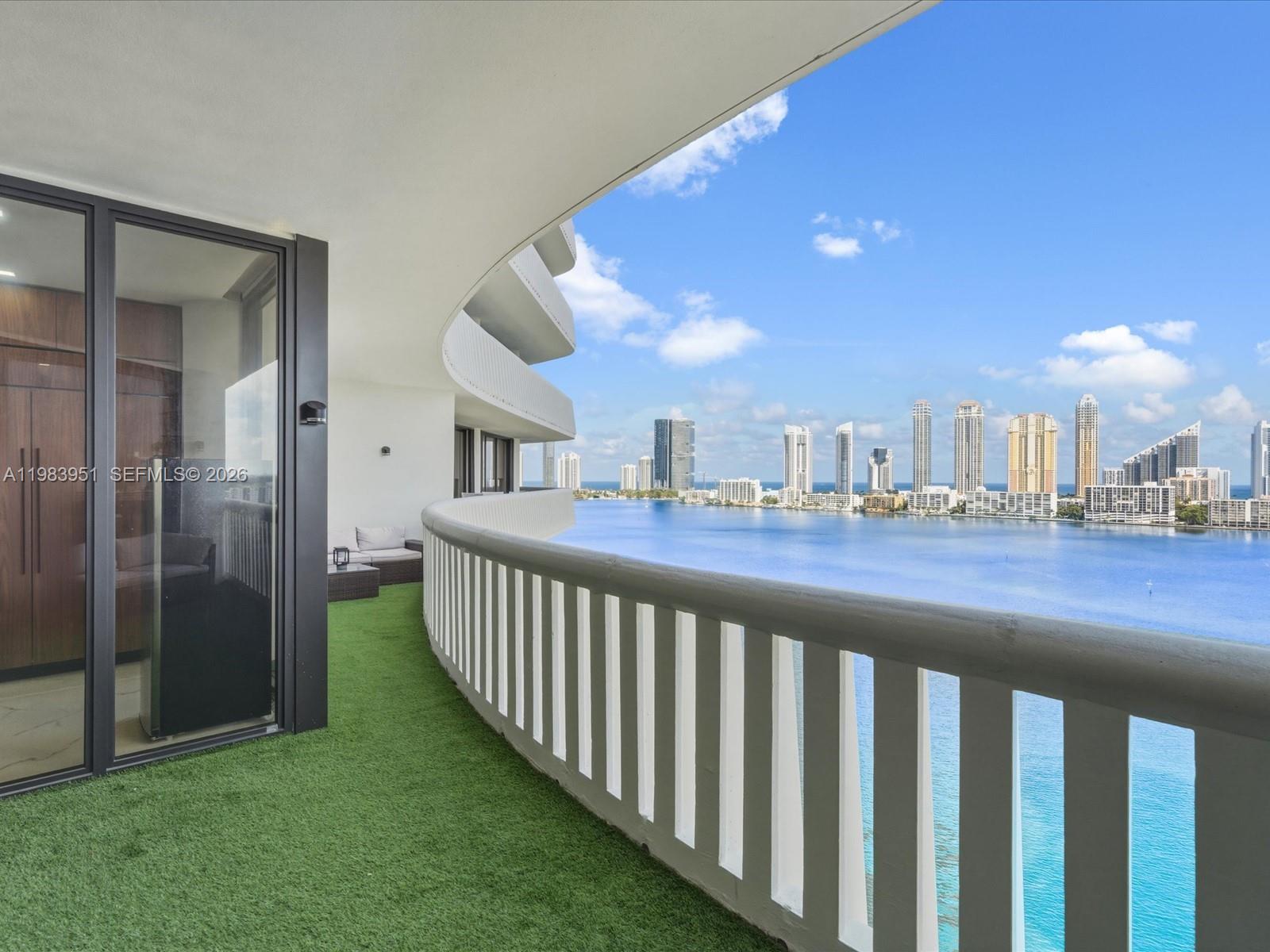 3000 Island Blvd #1501, Aventura FL 33160