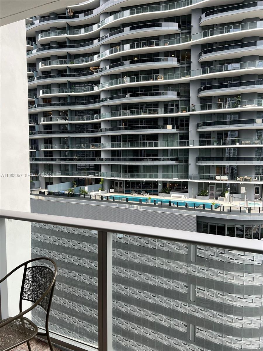 1010 Brickell Ave #2010, Miami FL 33131