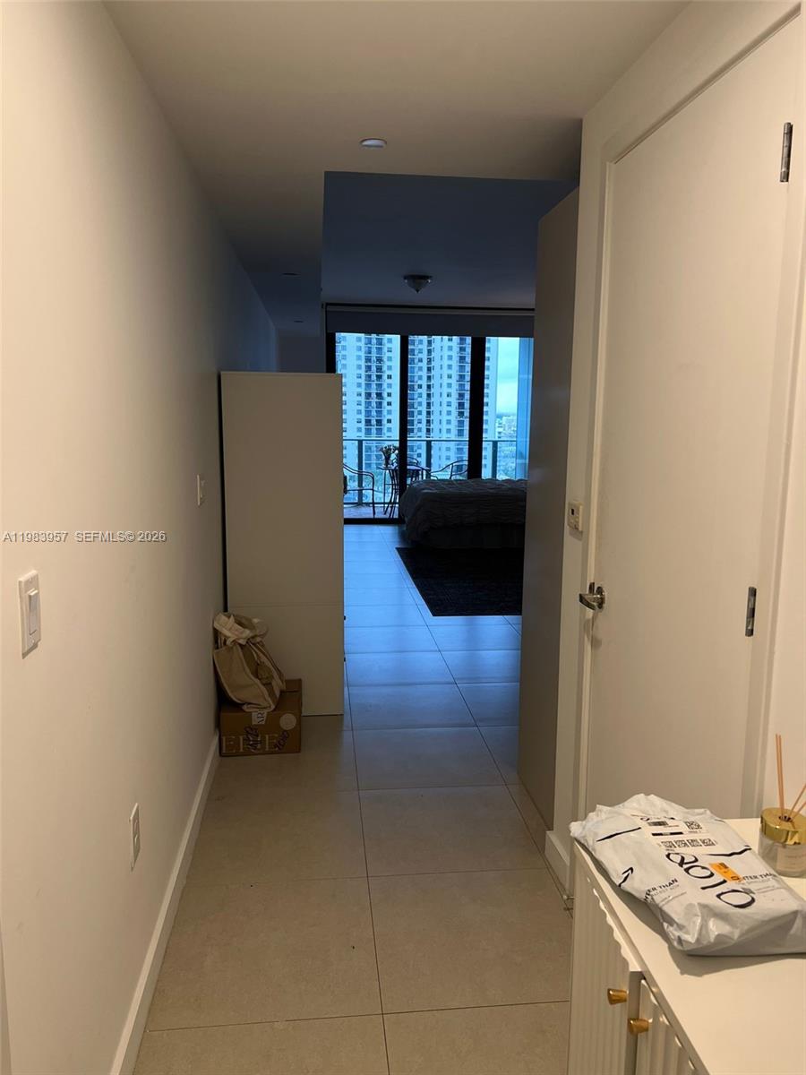 1010 Brickell Ave #2010, Miami FL 33131