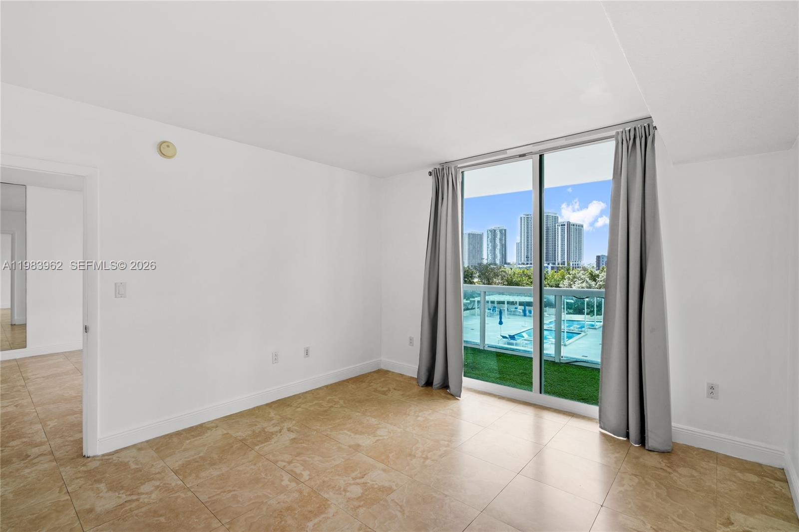 1800 N Bayshore Dr #1208, Miami FL 33132